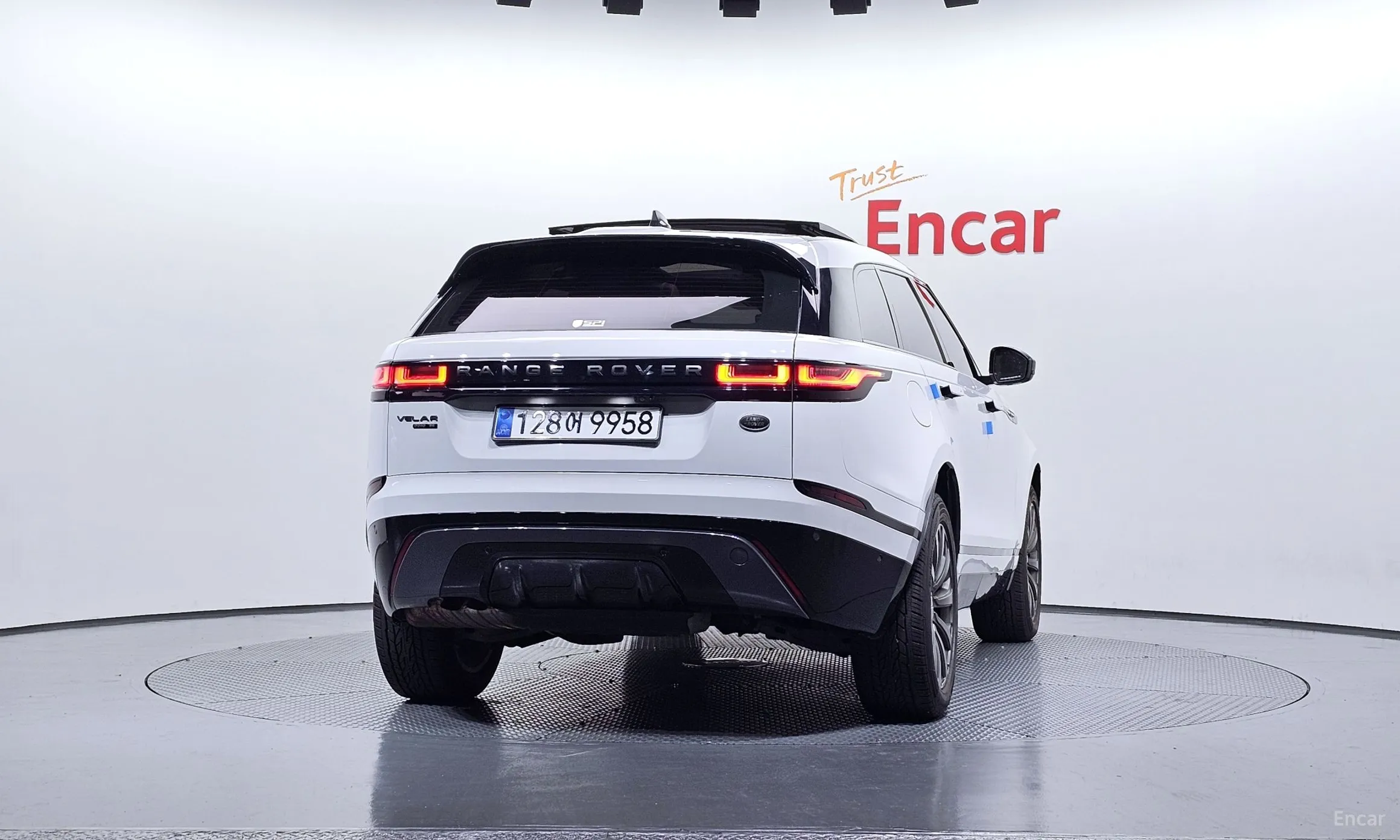 Land Rover Range Rover Bella превью 4
