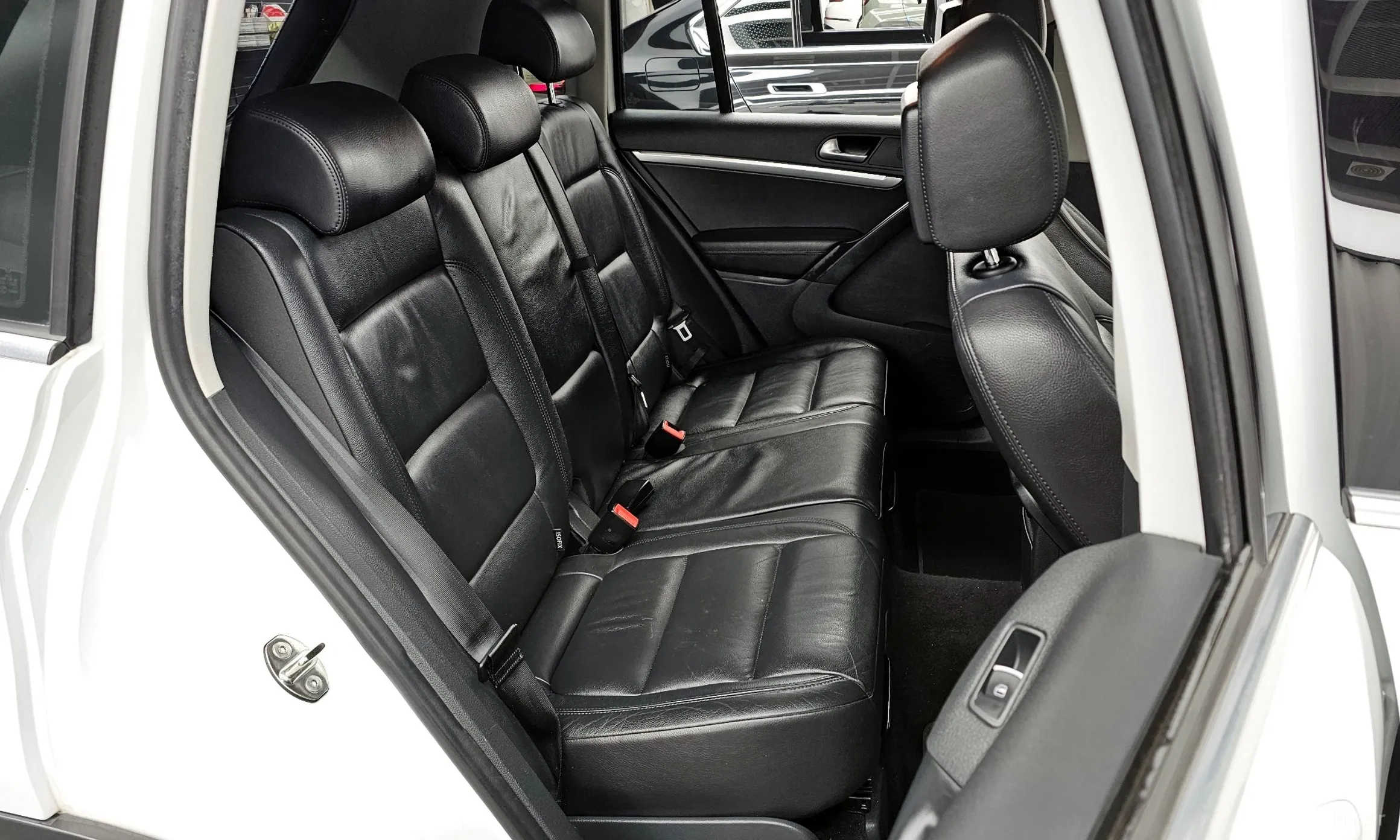 Volkswagen New Tiguan превью 12