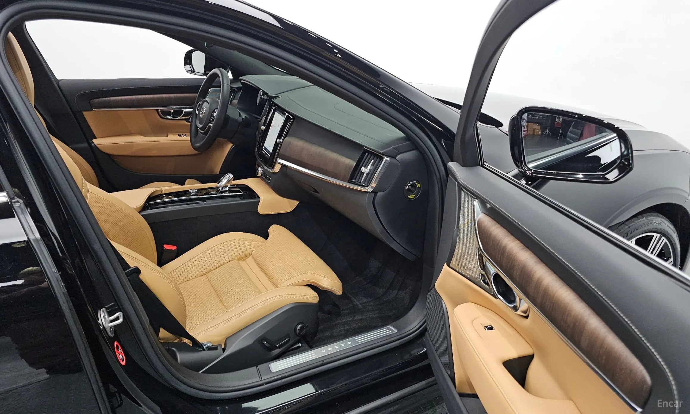Volvo S90 превью 10