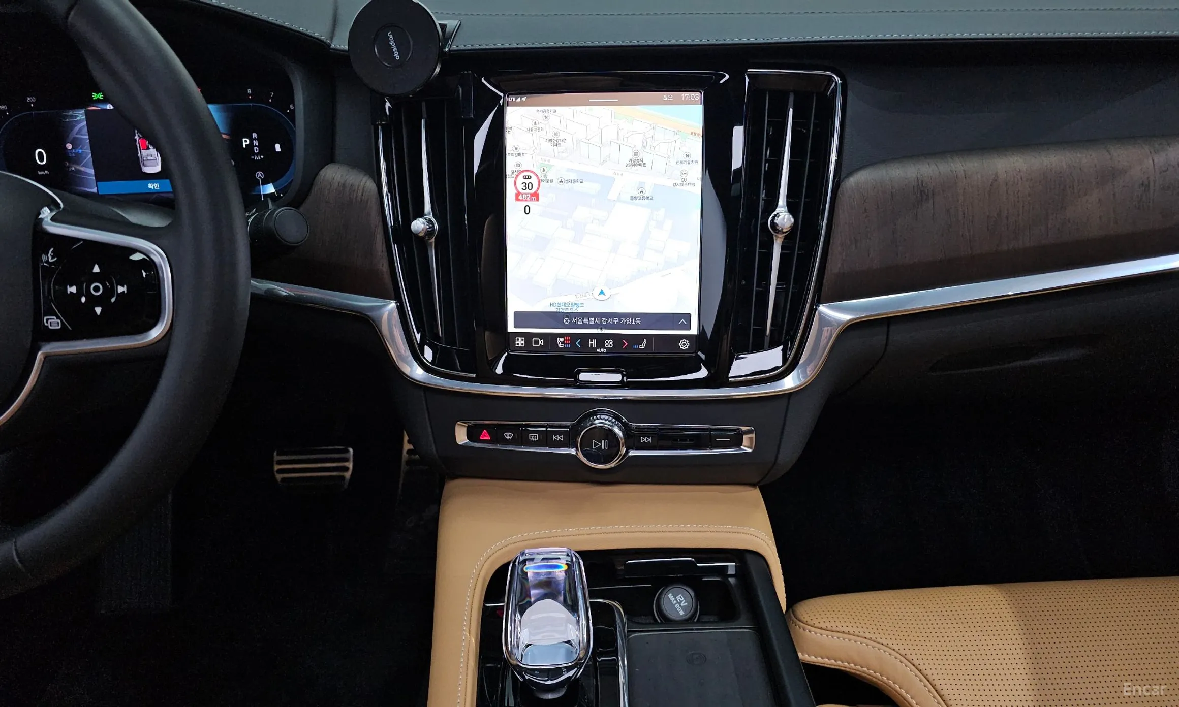 Volvo S90 превью 14