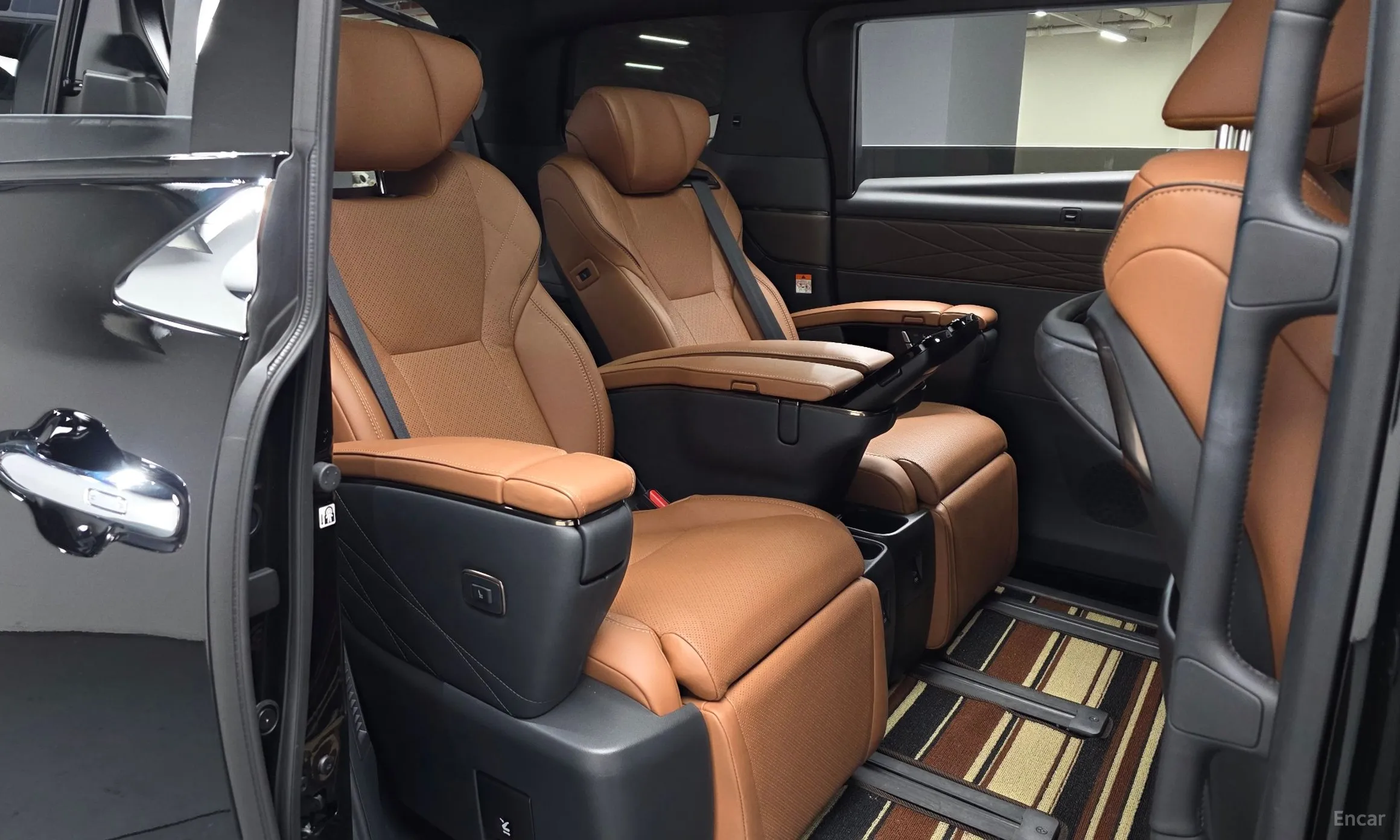 Toyota Alphard 4th Generation превью 11