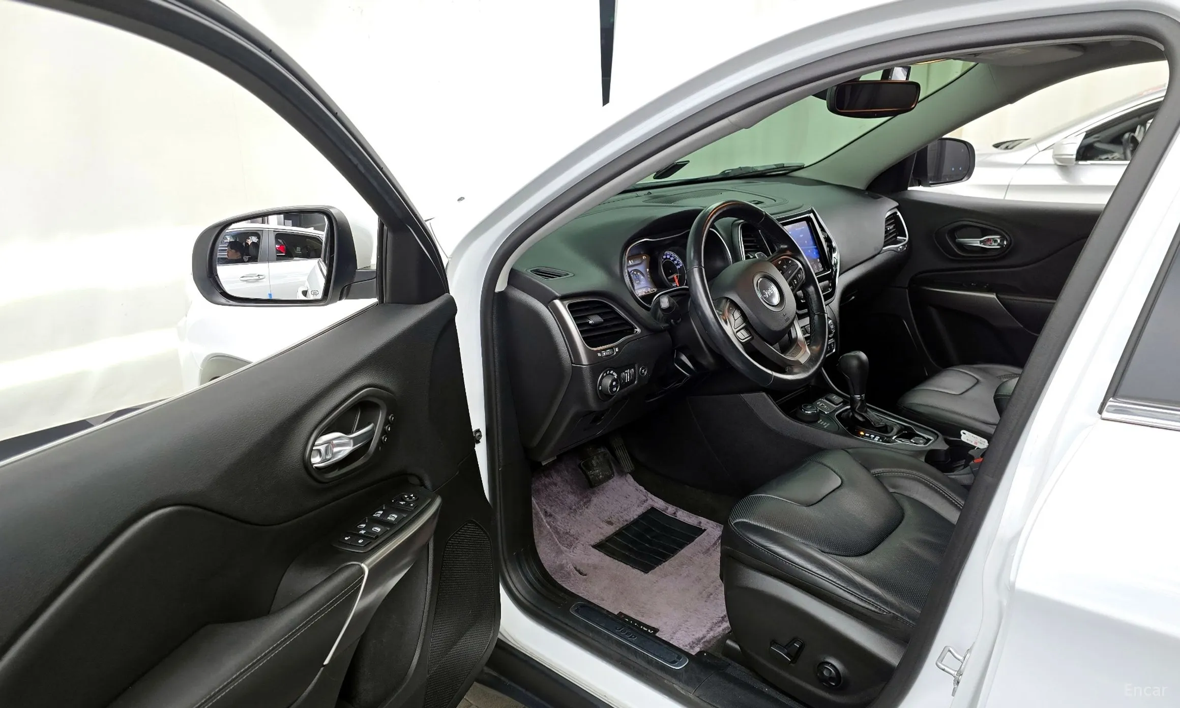 Jeep Cherokee (KL) превью 10