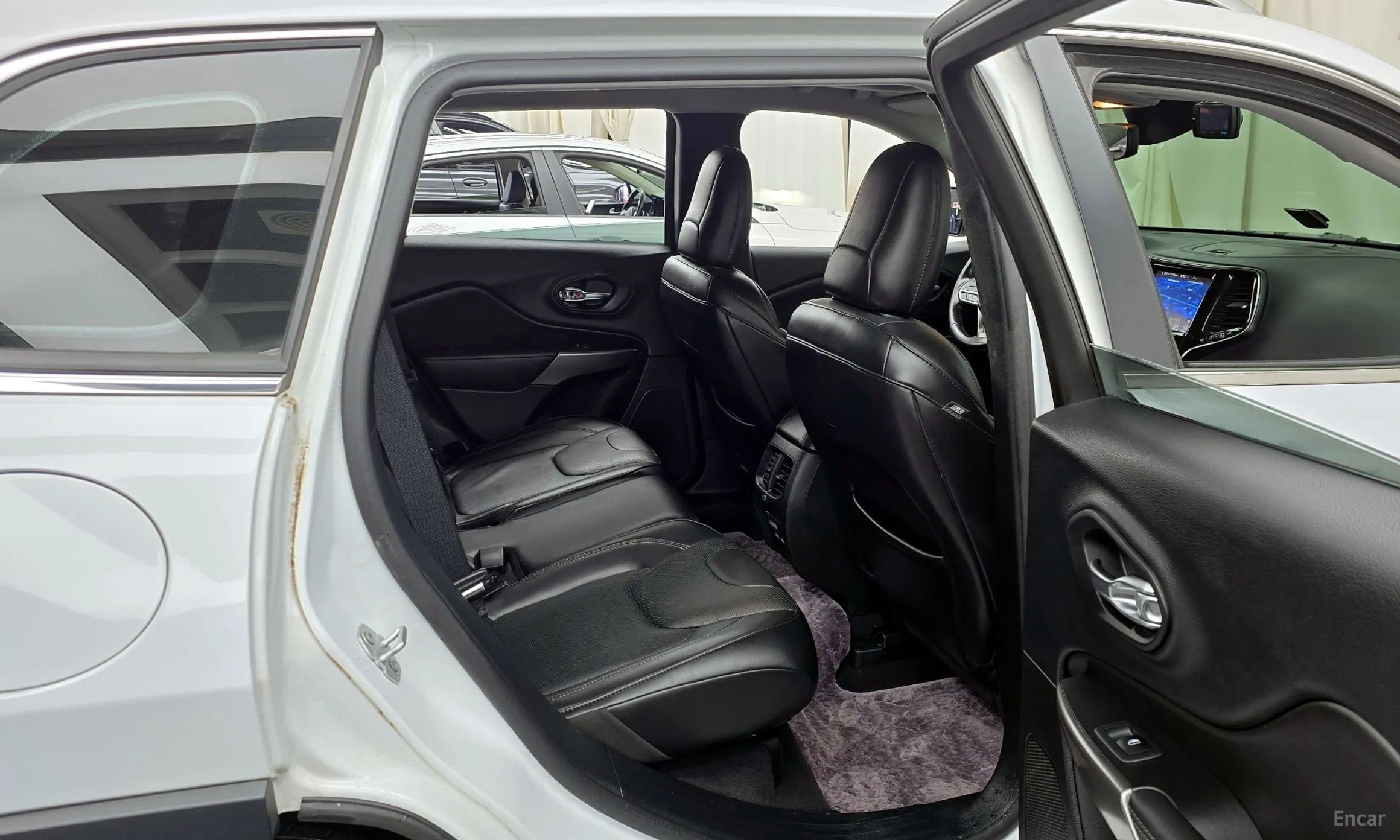 Jeep Cherokee (KL) превью 12