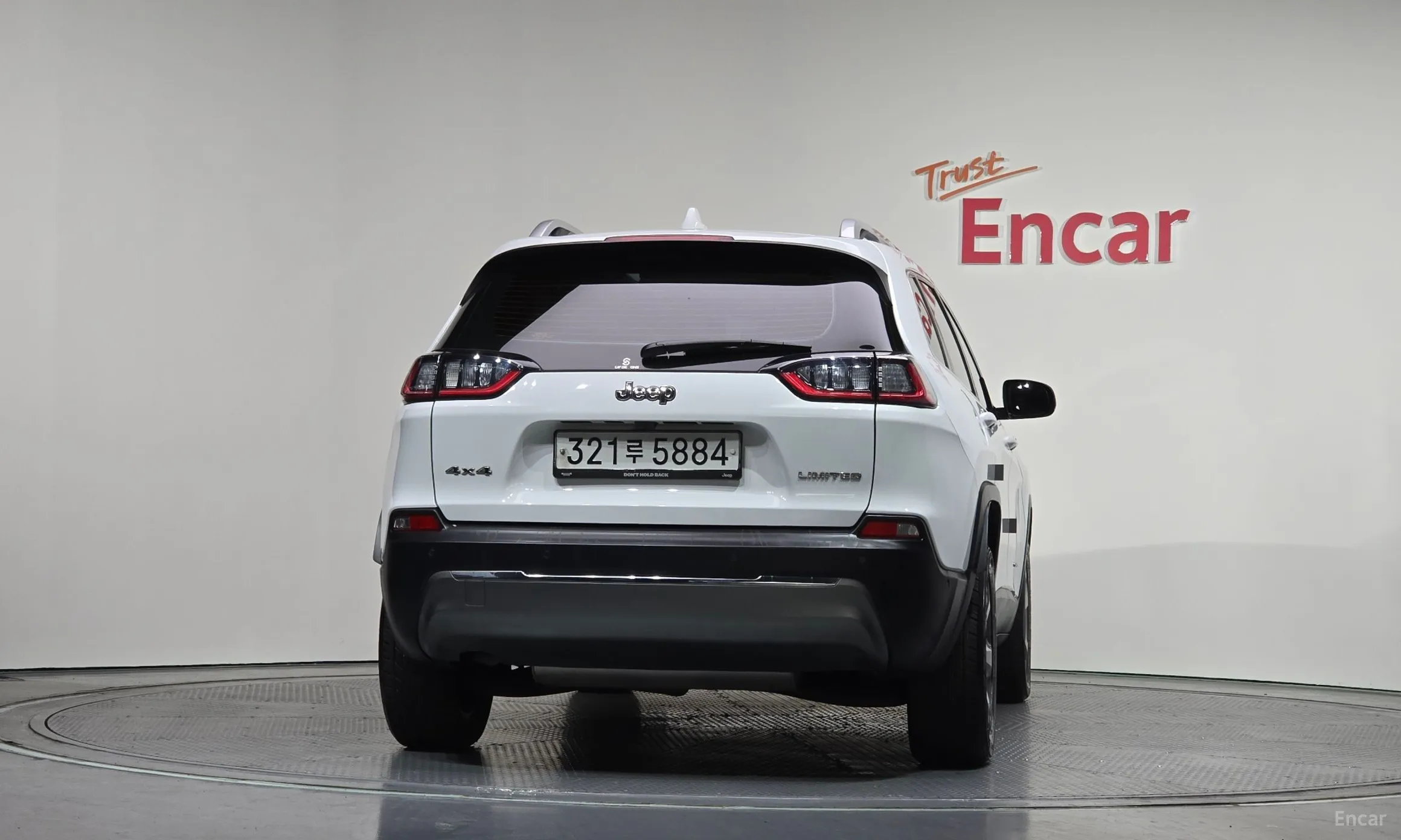 Jeep Cherokee (KL) превью 4