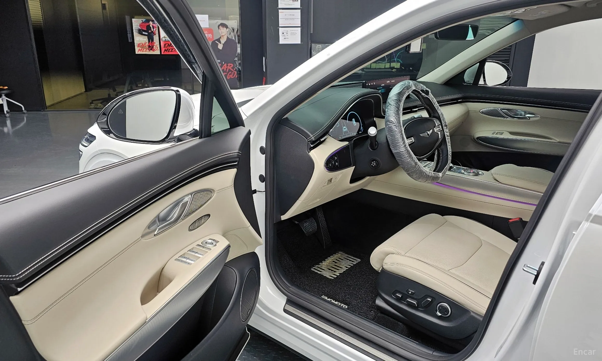 Genesis GV70 превью 10