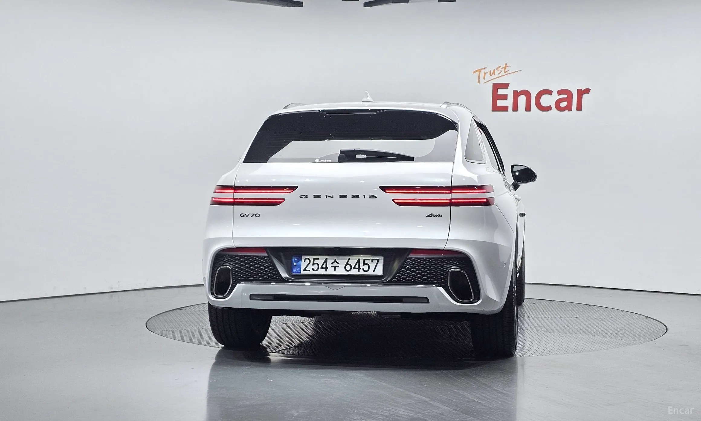 Genesis GV70 превью 4