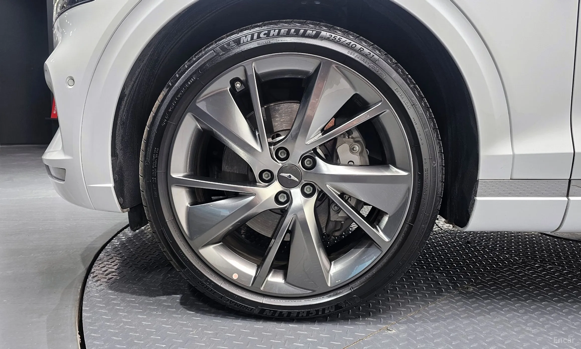 Genesis GV70 превью 5