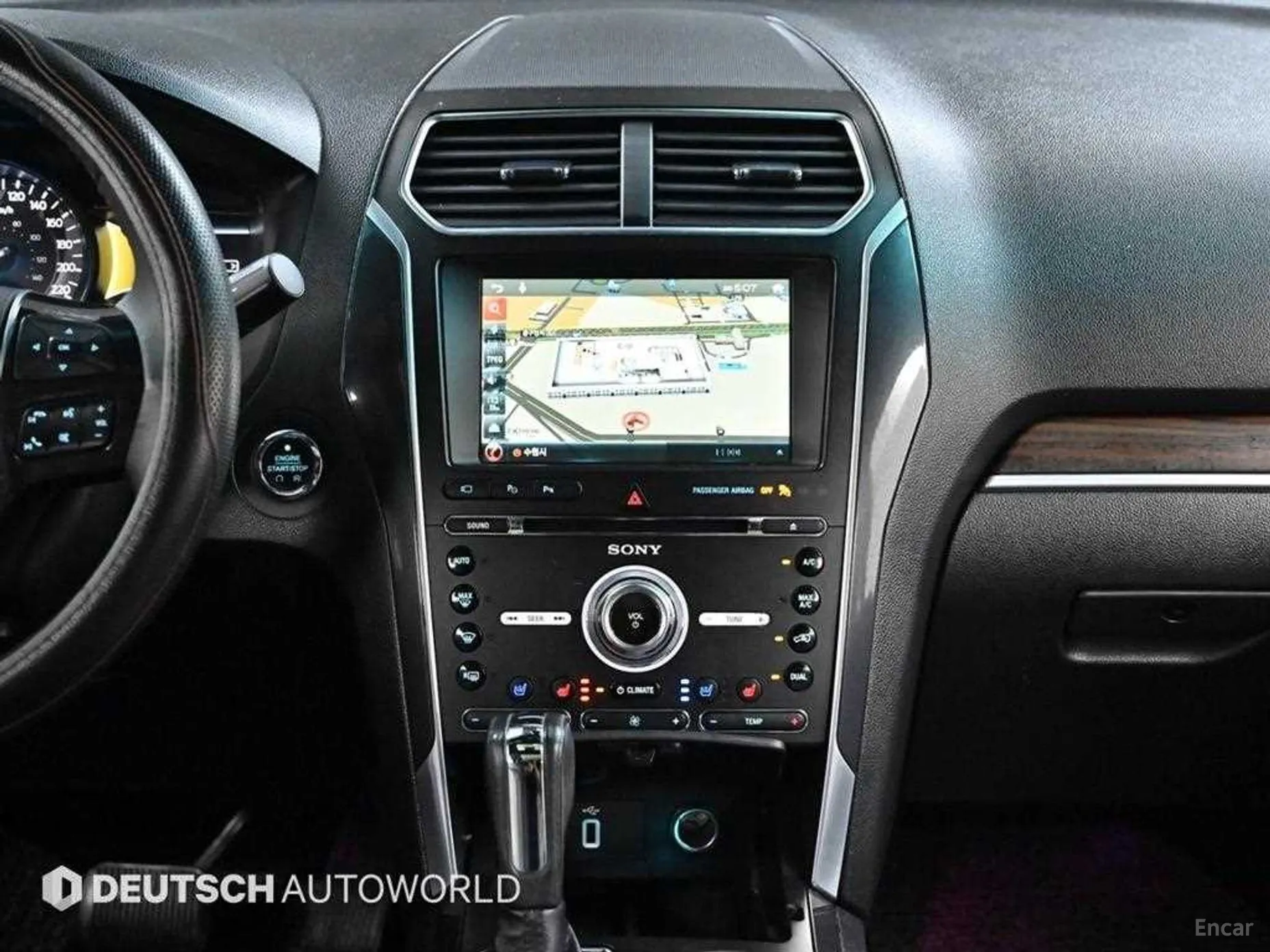 Ford Explorer превью 13