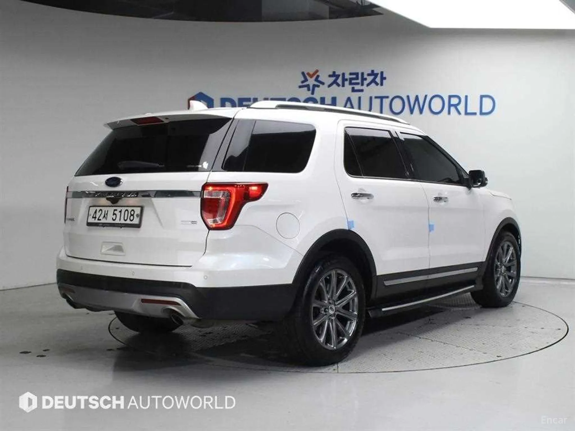 Ford Explorer превью 2