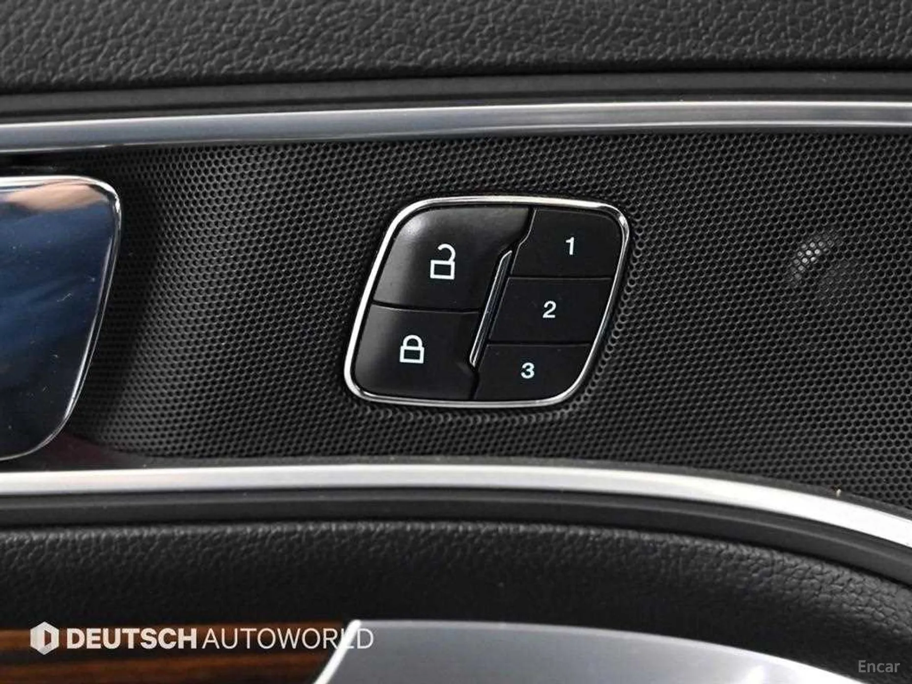 Ford Explorer превью 16