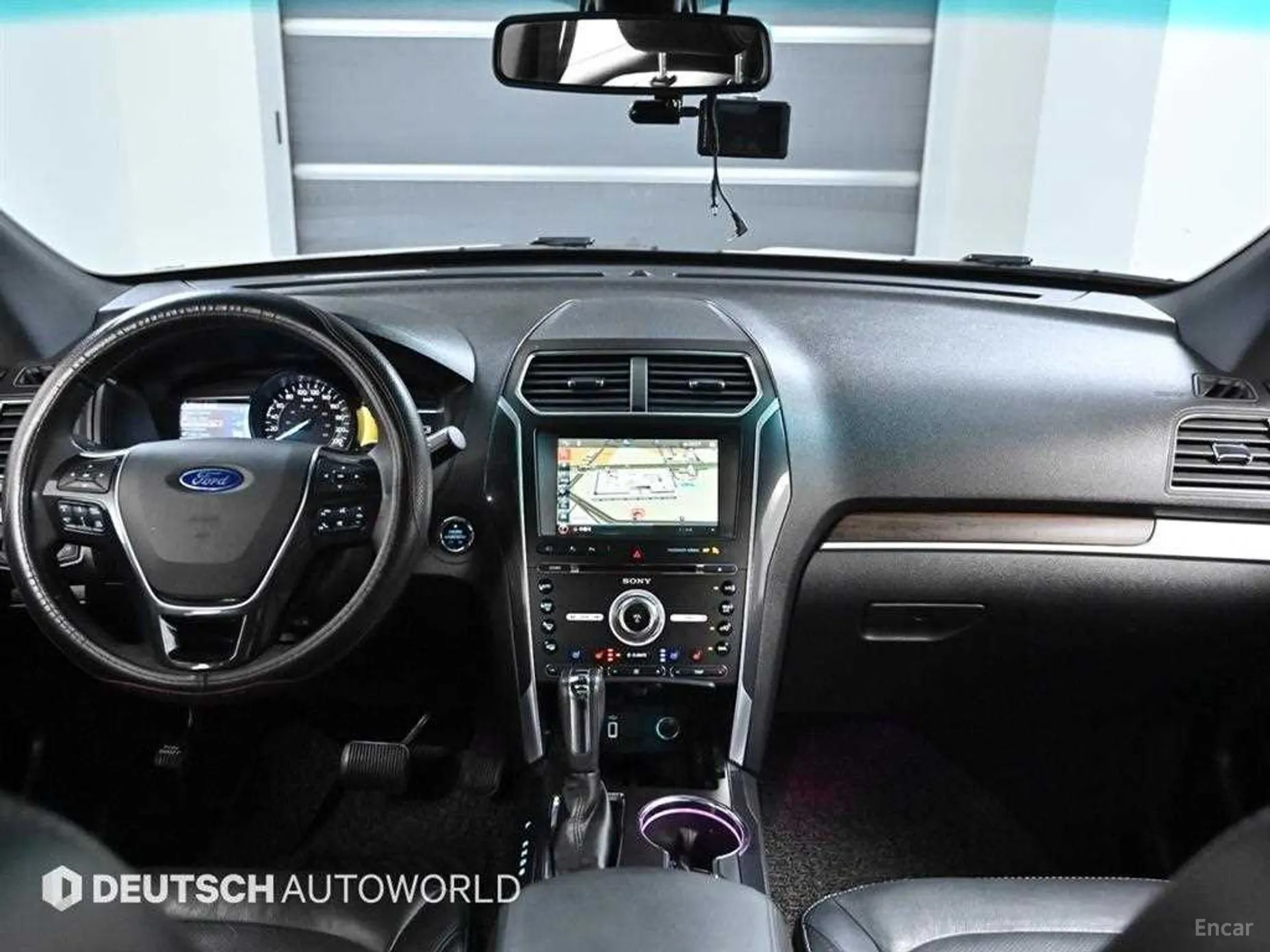 Ford Explorer превью 6