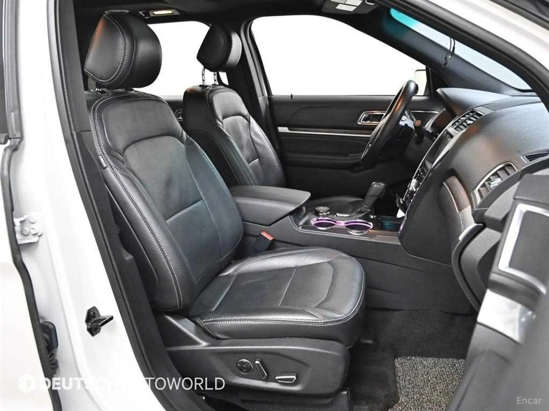Ford Explorer превью 9