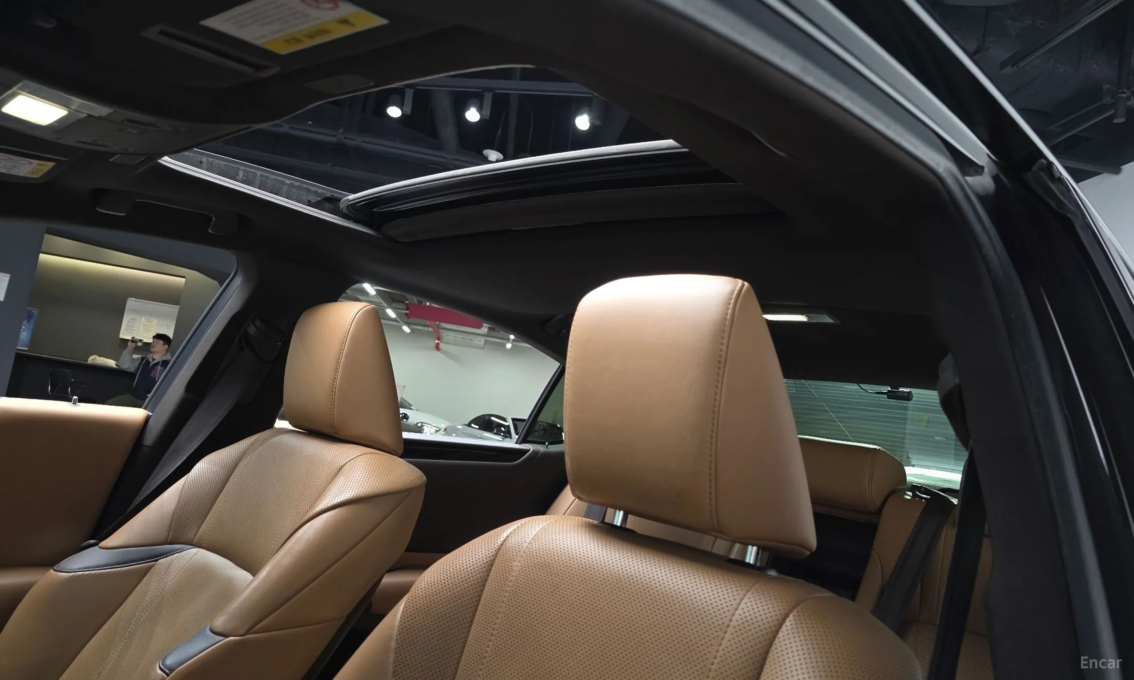 Lexus ES300h 7th Generation превью 19