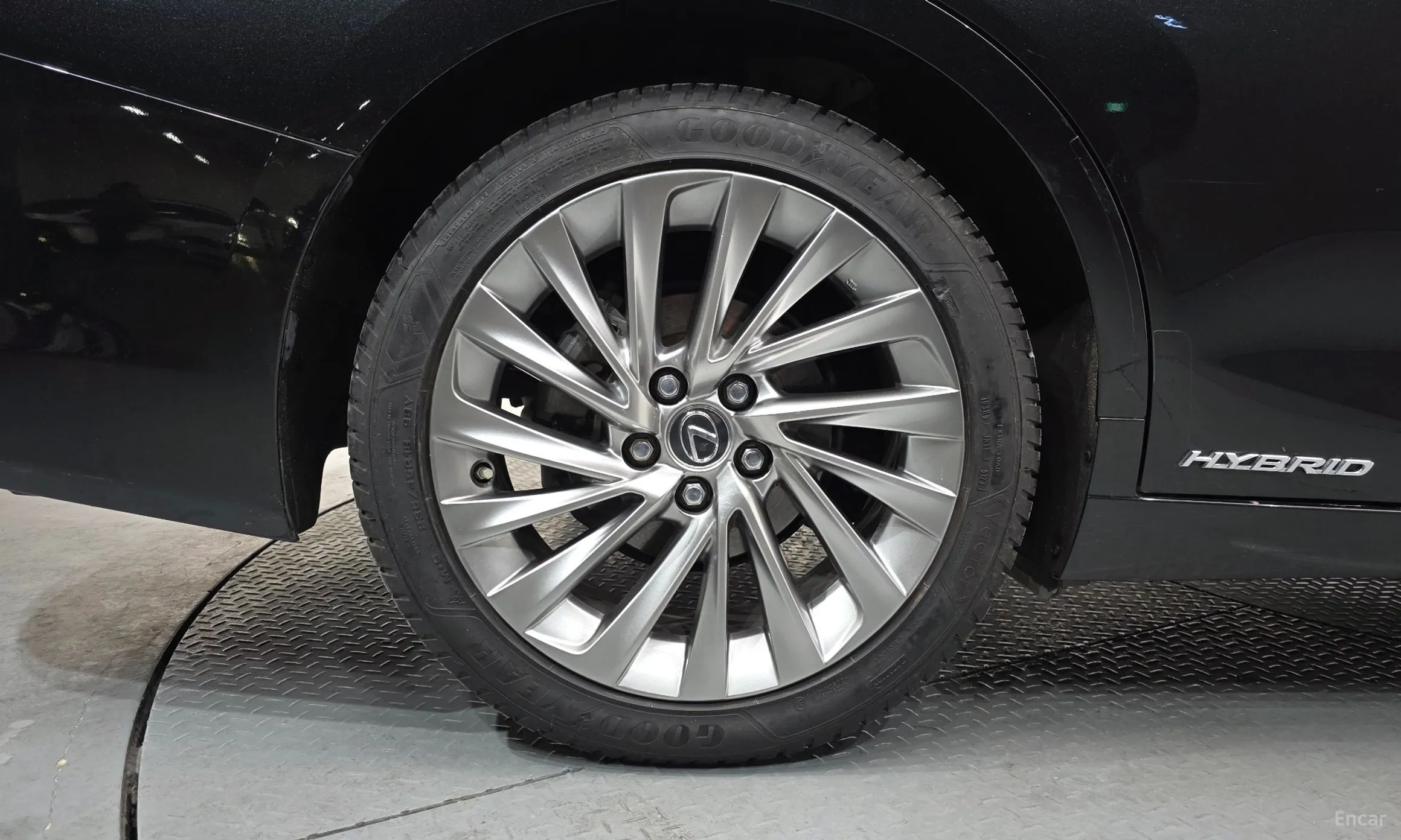 Lexus ES300h 7th Generation превью 5