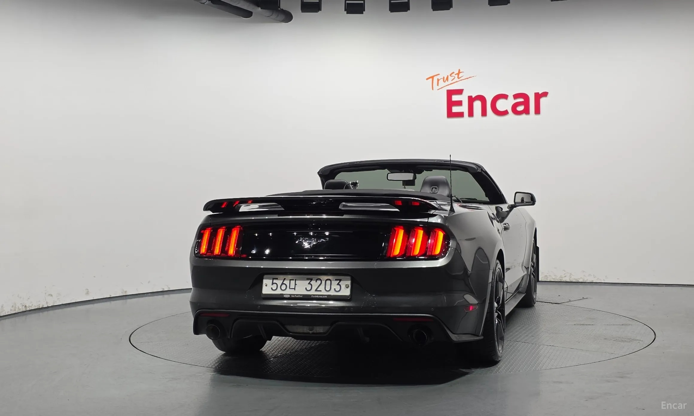 Ford Mustang превью 4