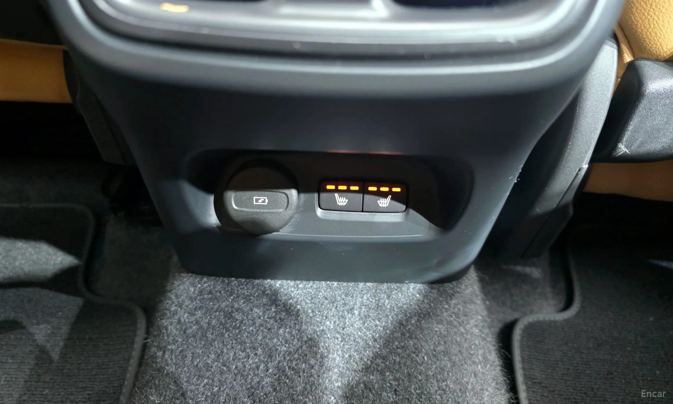 Volvo XC40 превью 19