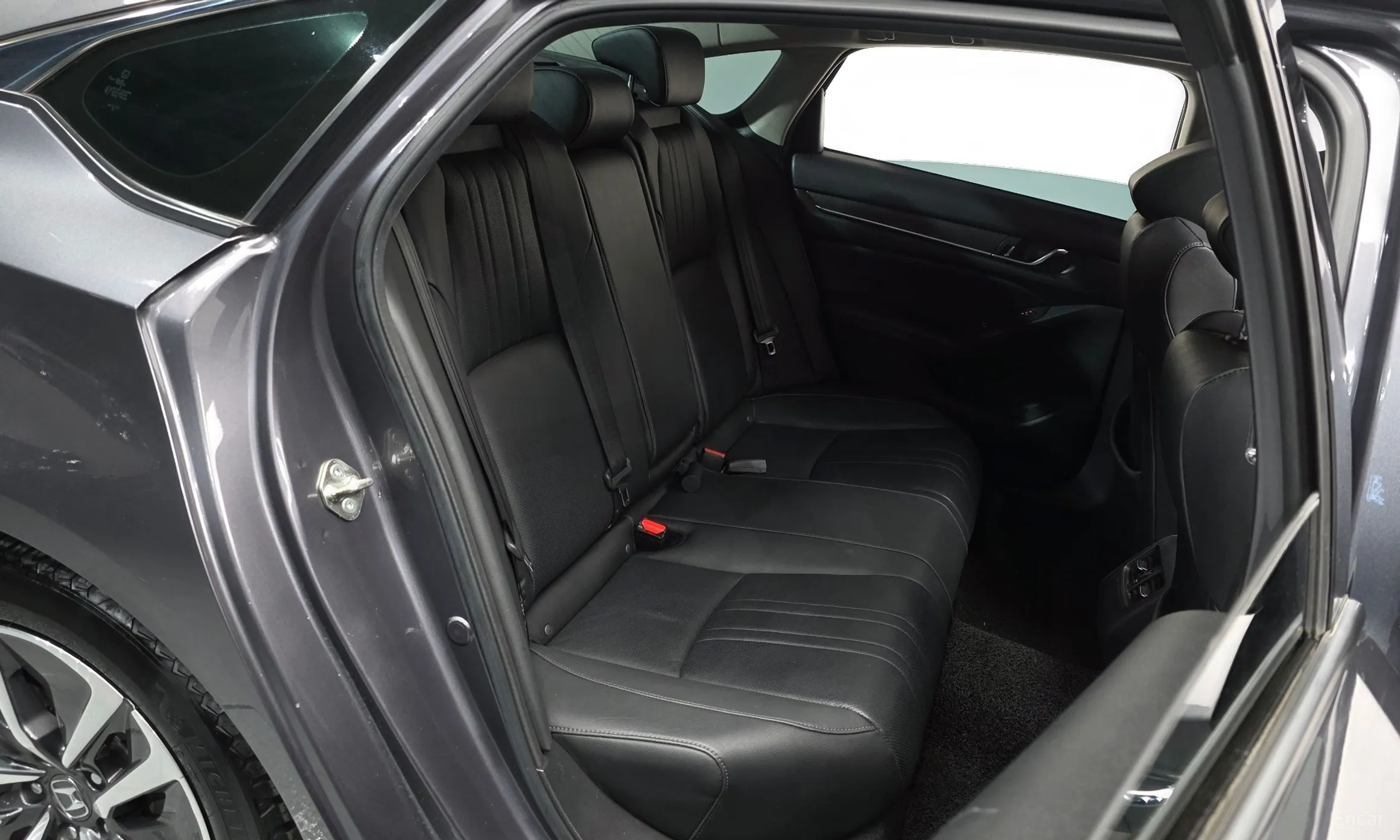 Honda Accord 10th Generation превью 12