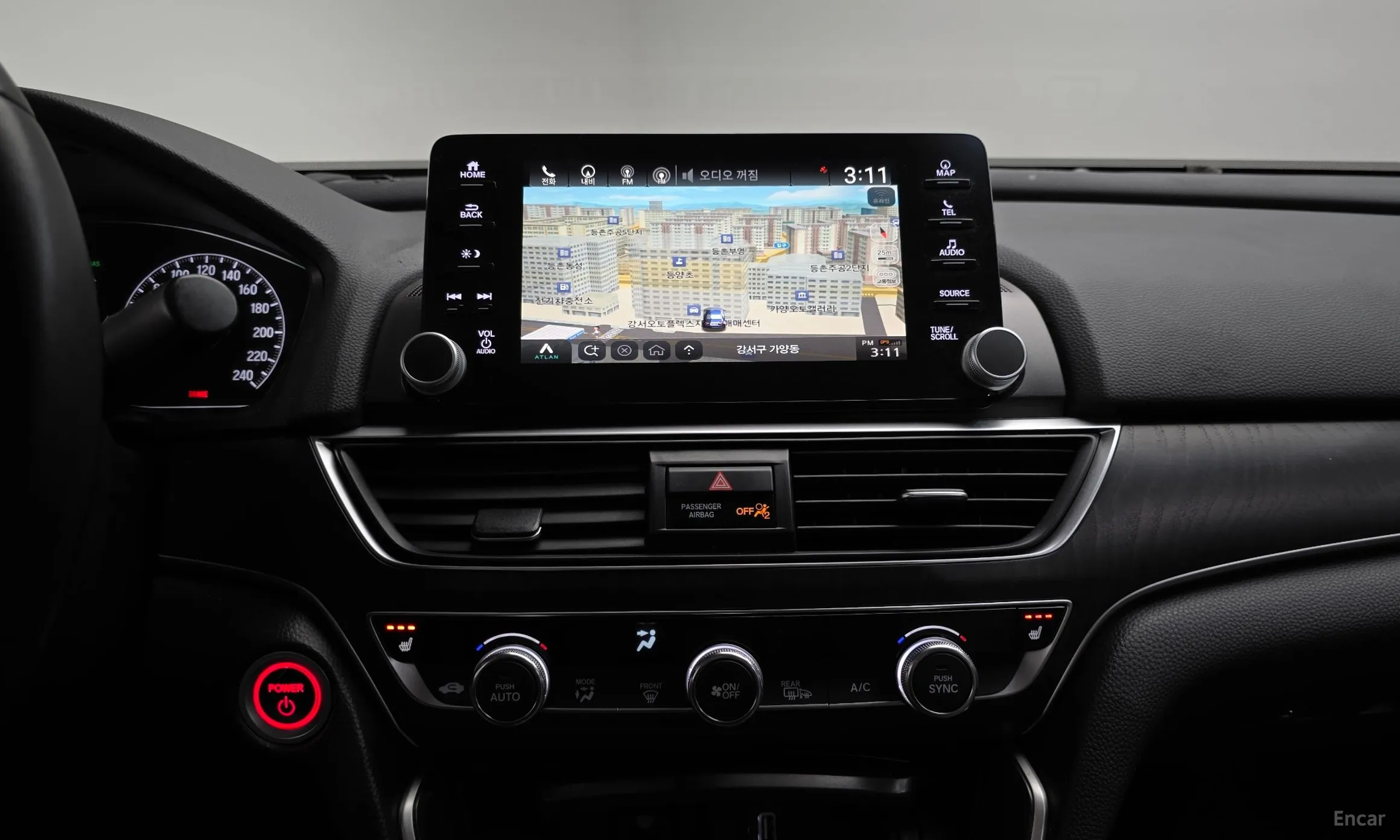 Honda Accord 10th Generation превью 14