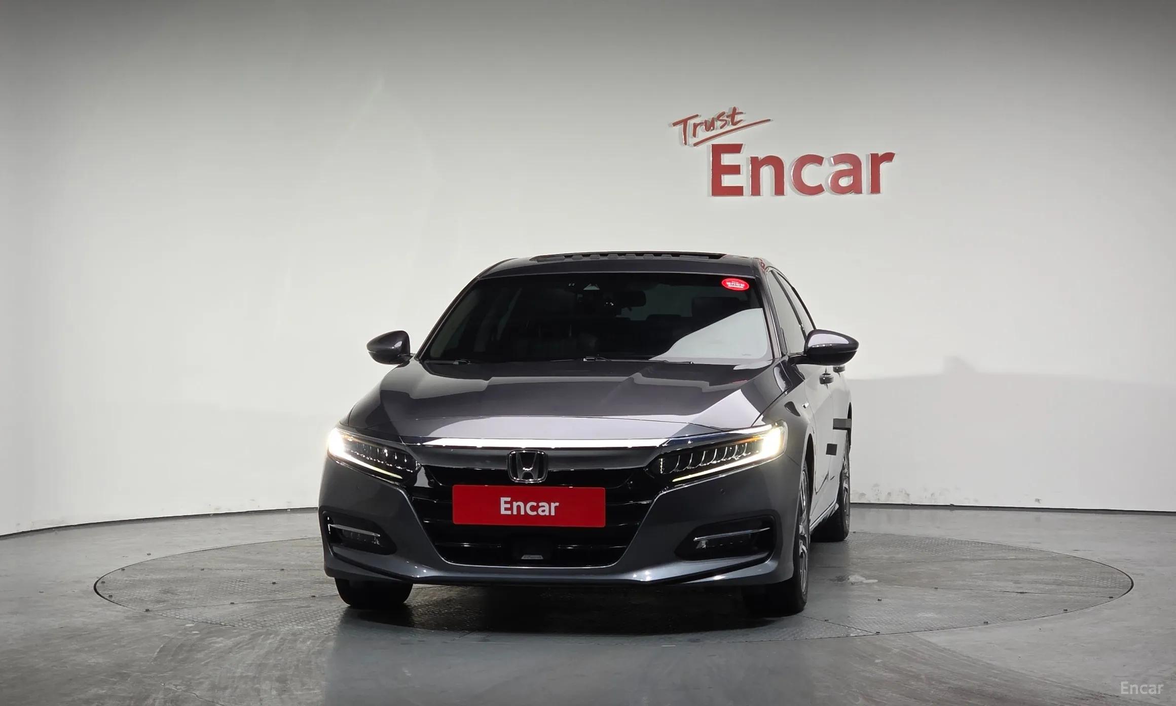 Honda Accord 10th Generation превью 3