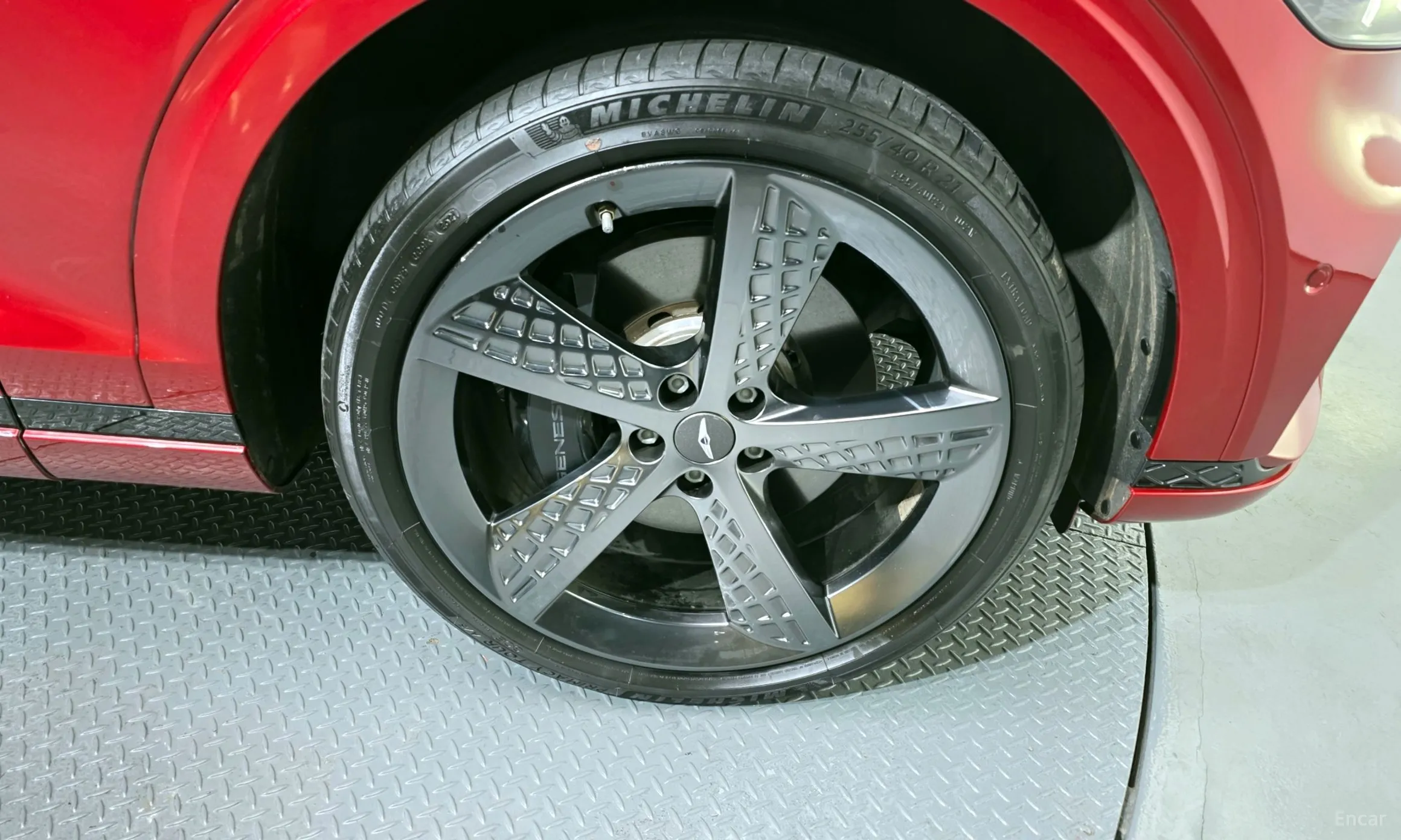 Genesis GV70 превью 5
