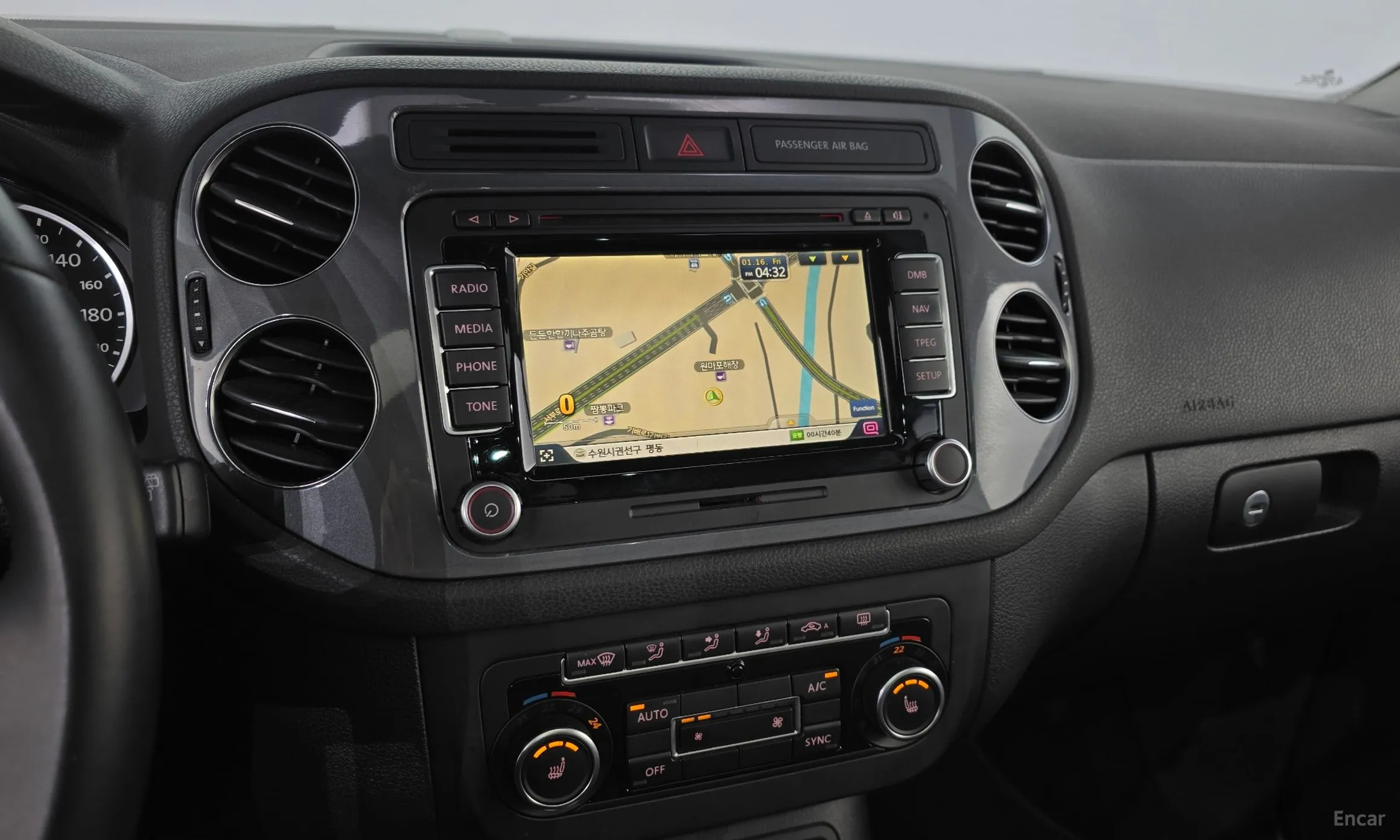 Volkswagen New Tiguan превью 14