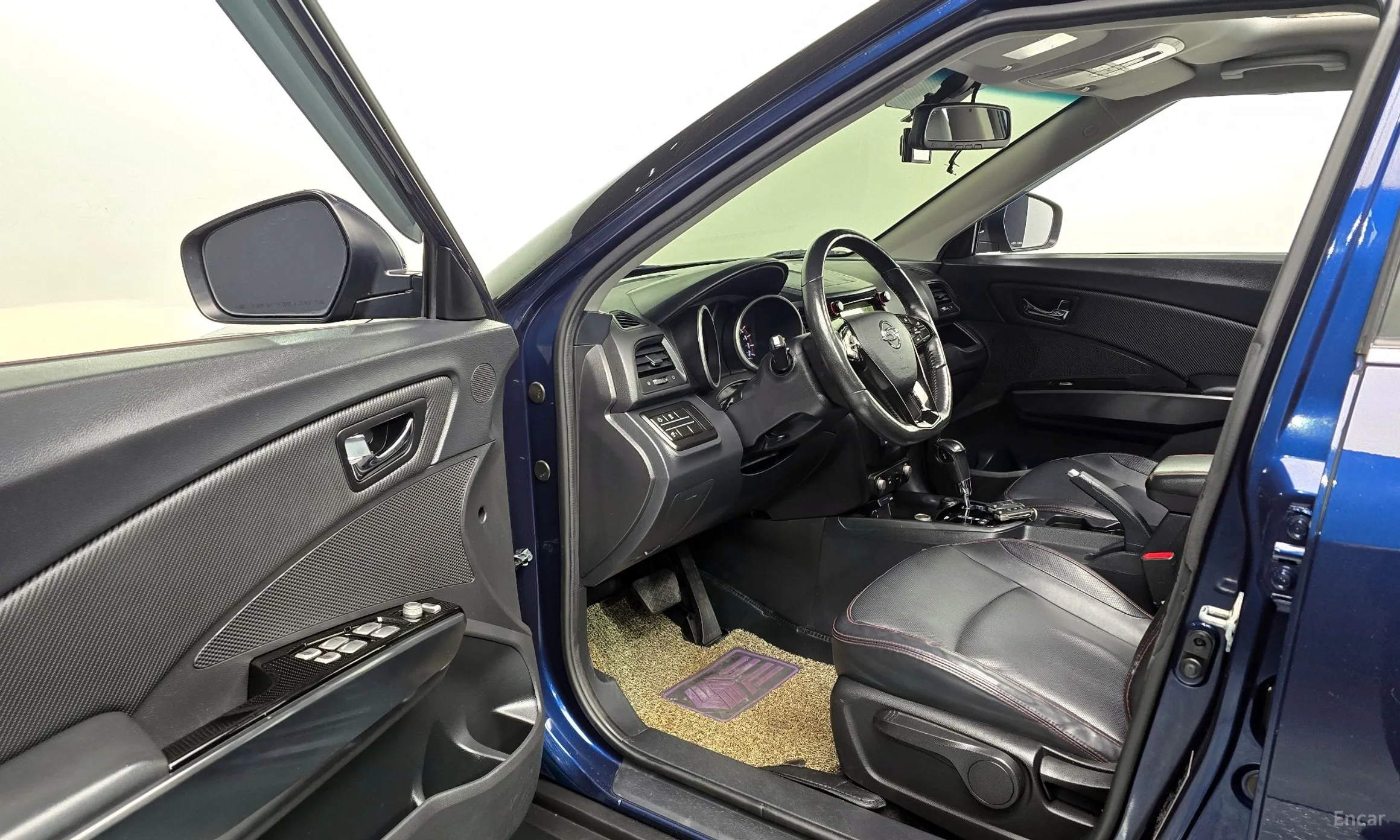 KG Mobility (SsangYong) Tivoli Air превью 11