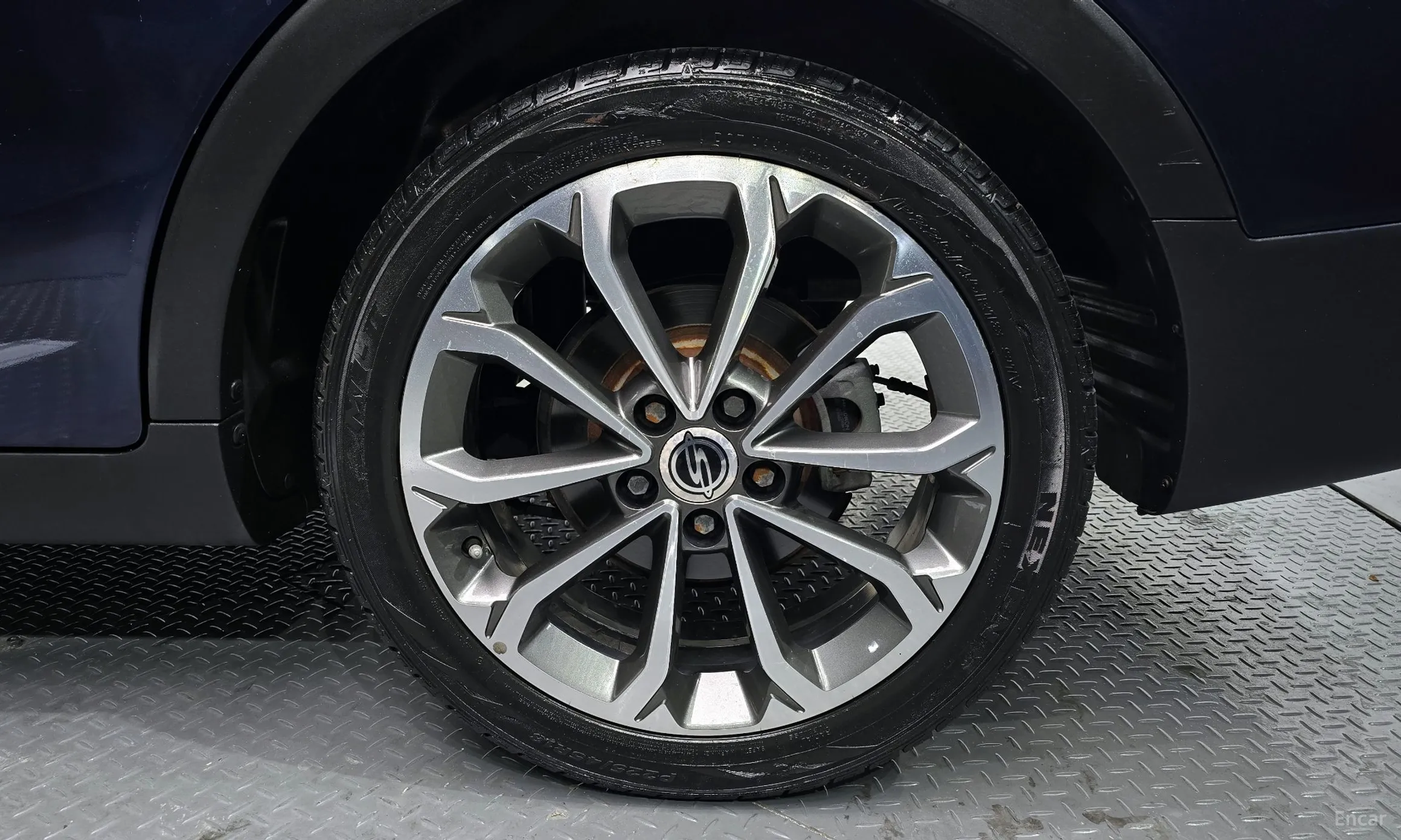KG Mobility (SsangYong) Tivoli Air превью 17