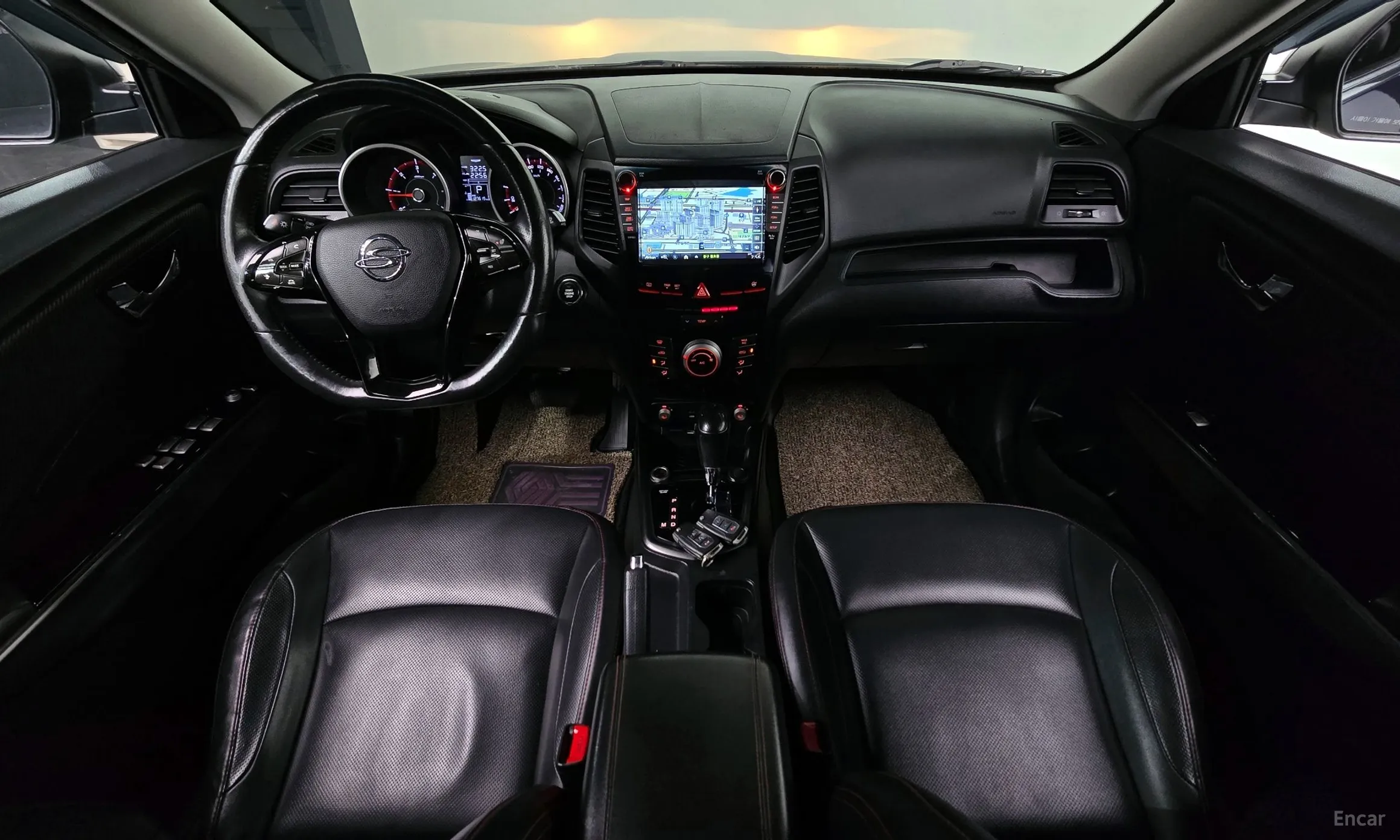 KG Mobility (SsangYong) Tivoli Air превью 7