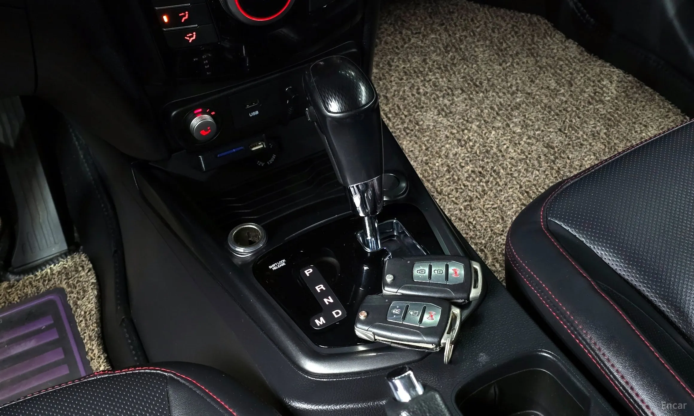KG Mobility (SsangYong) Tivoli Air превью 9