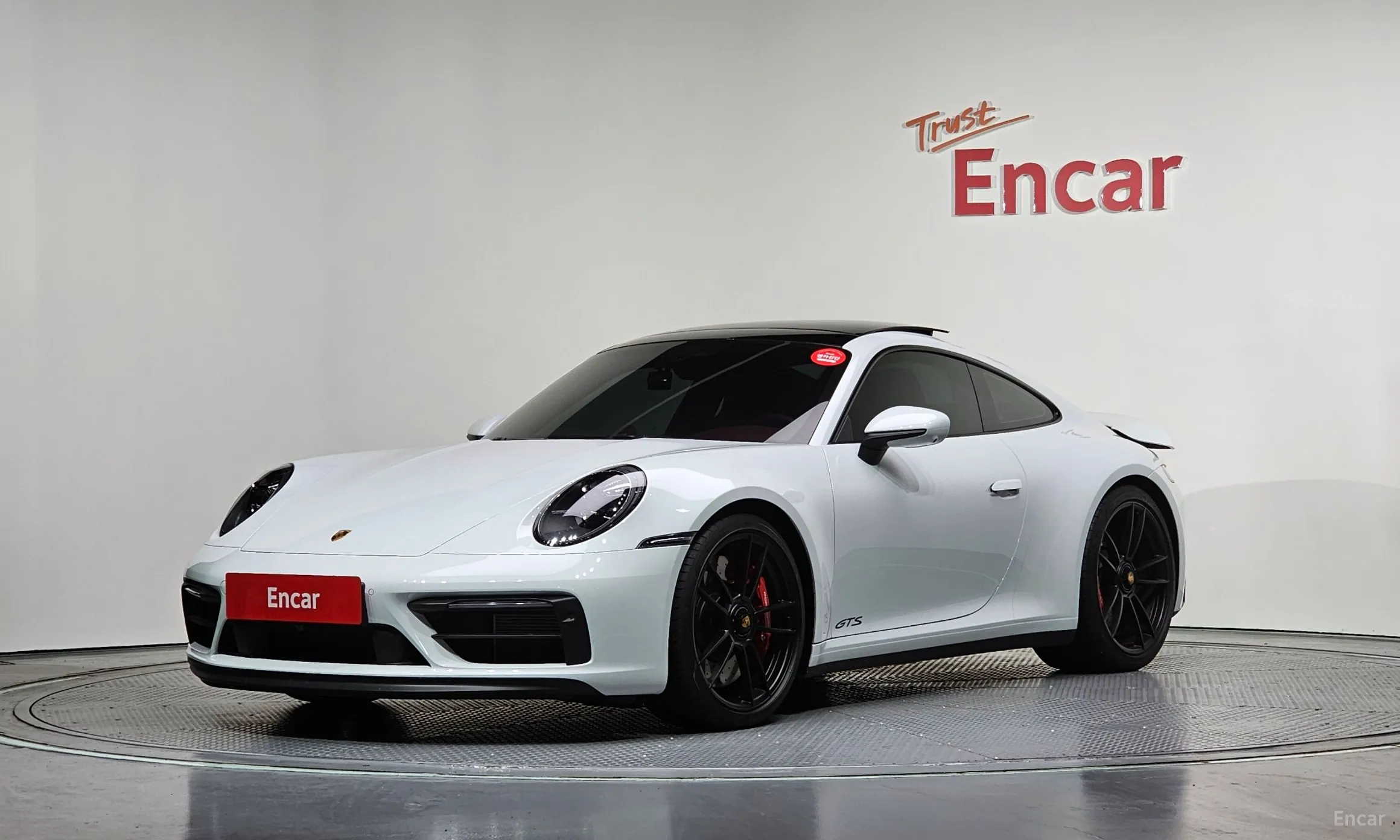 911 (992)