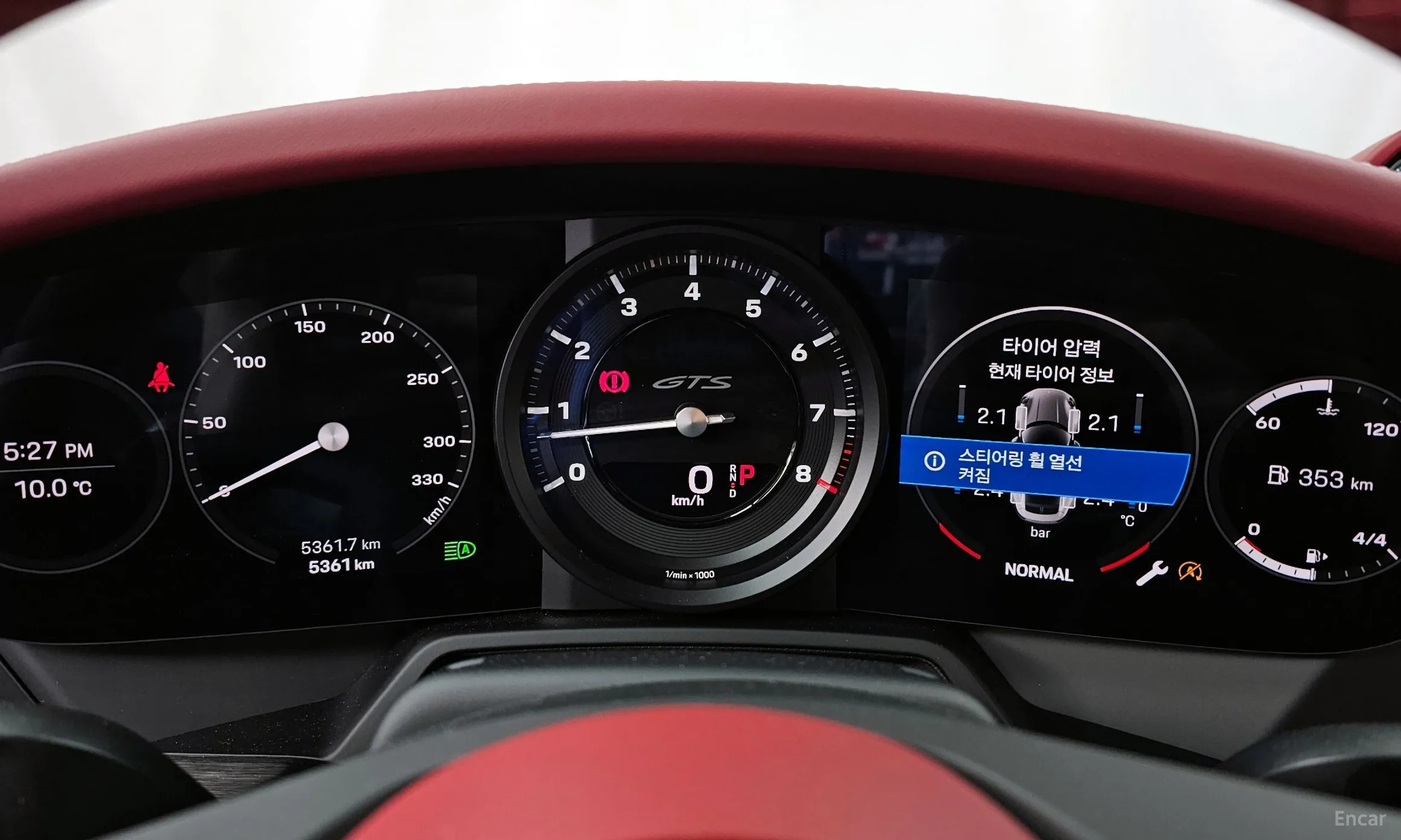 Porsche 911 (992) превью 8