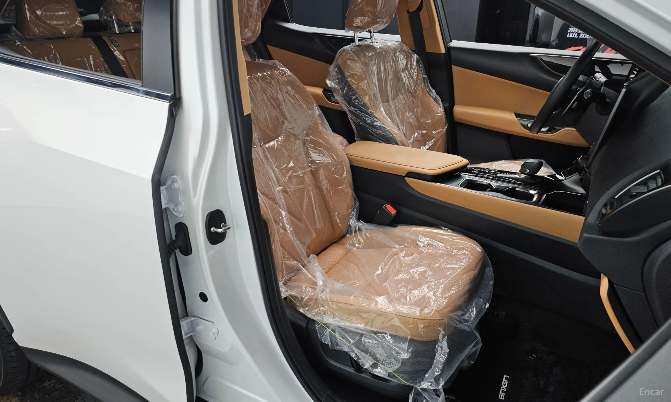 Lexus NX350h Gen 2 превью 10