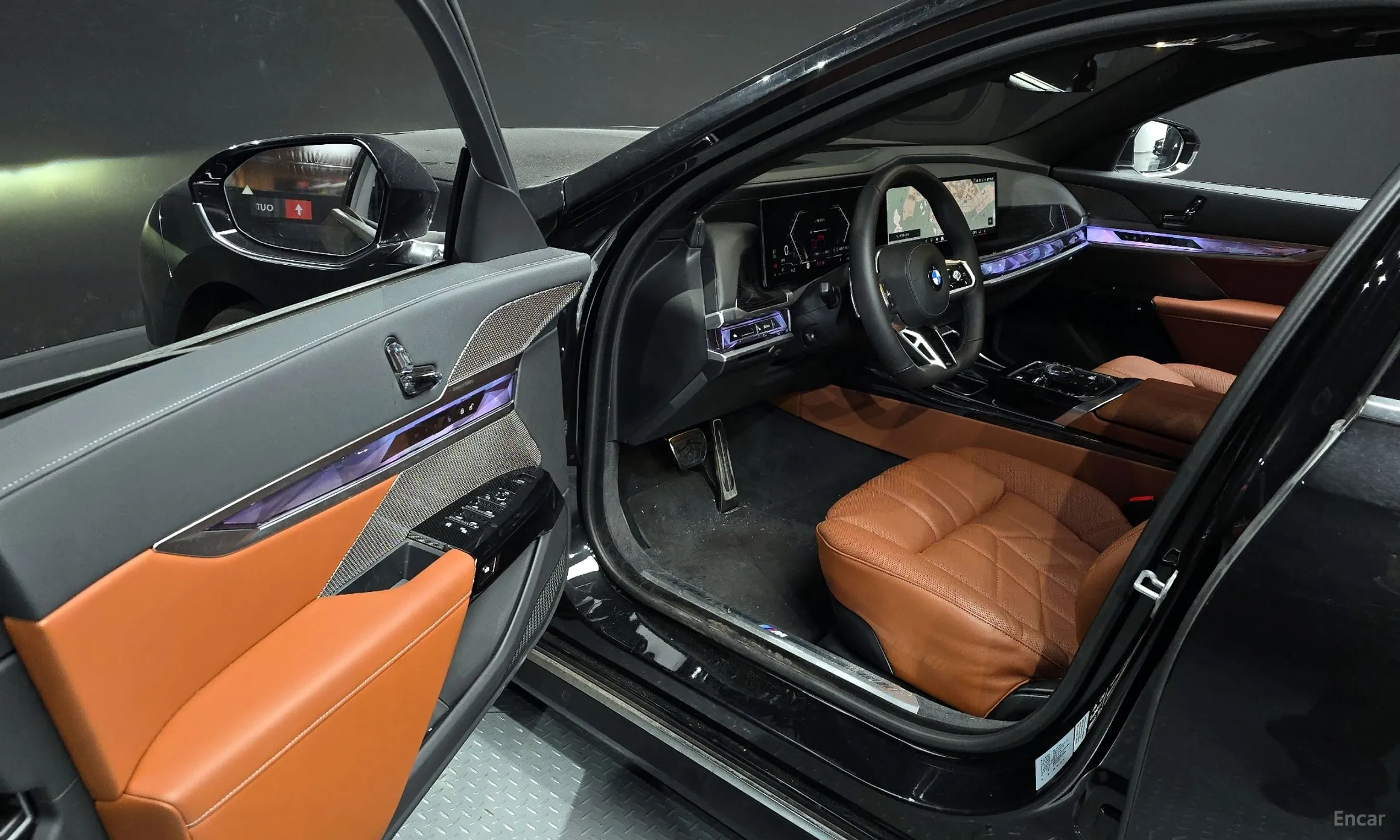 BMW 7 Series (G70) превью 10