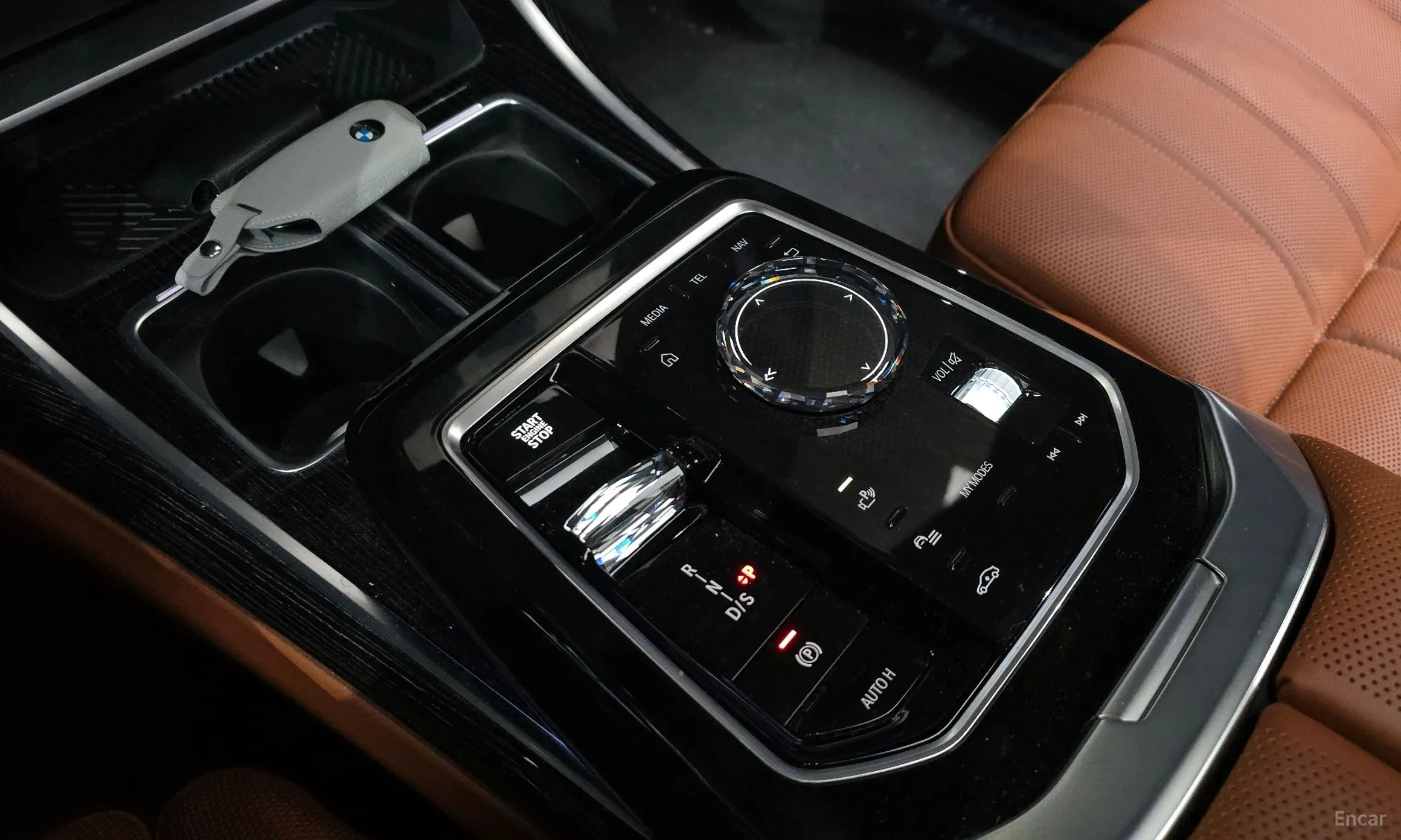 BMW 7 Series (G70) превью 9