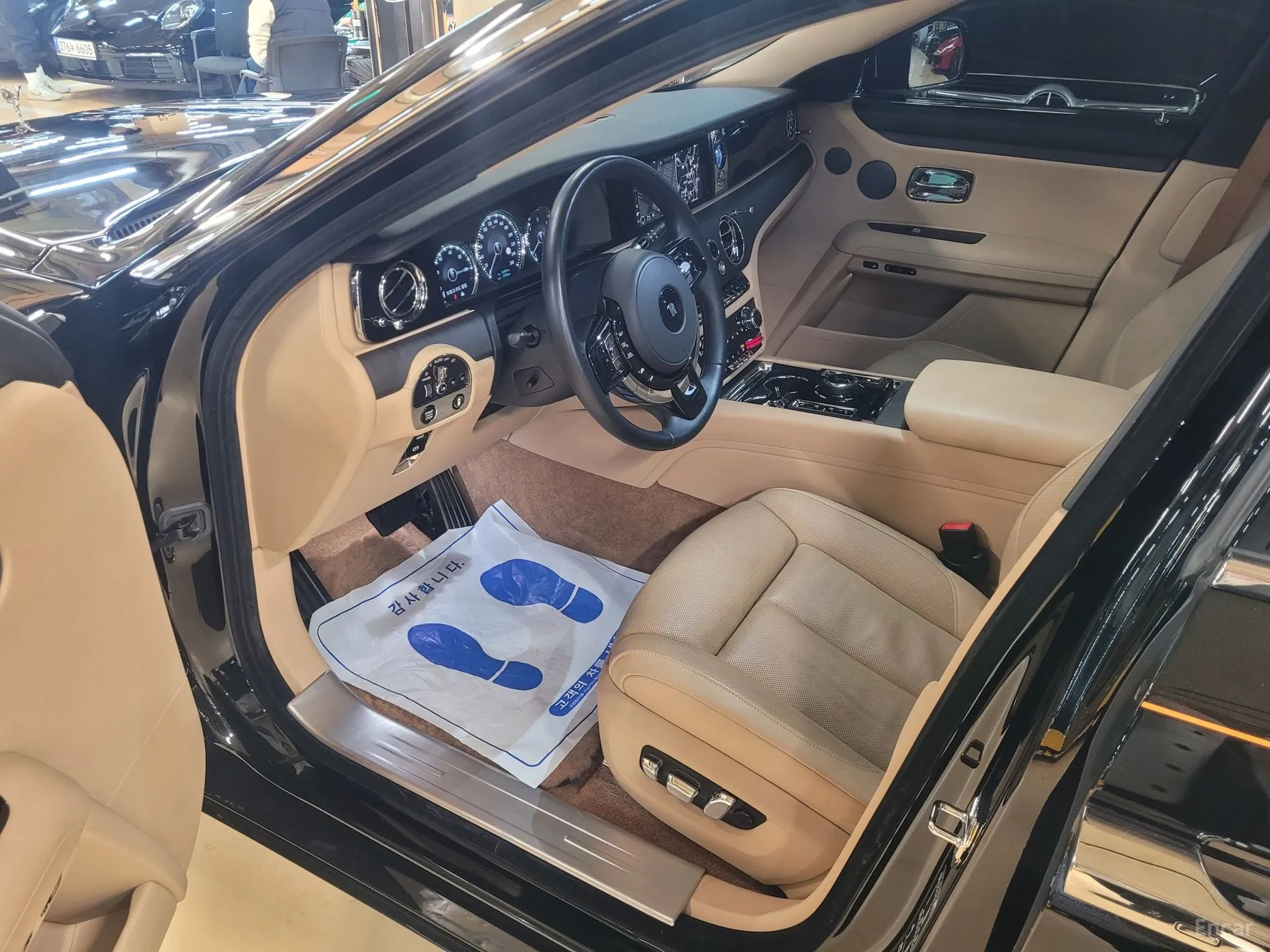 Rolls-Royce Ghost 2nd Generation превью 18