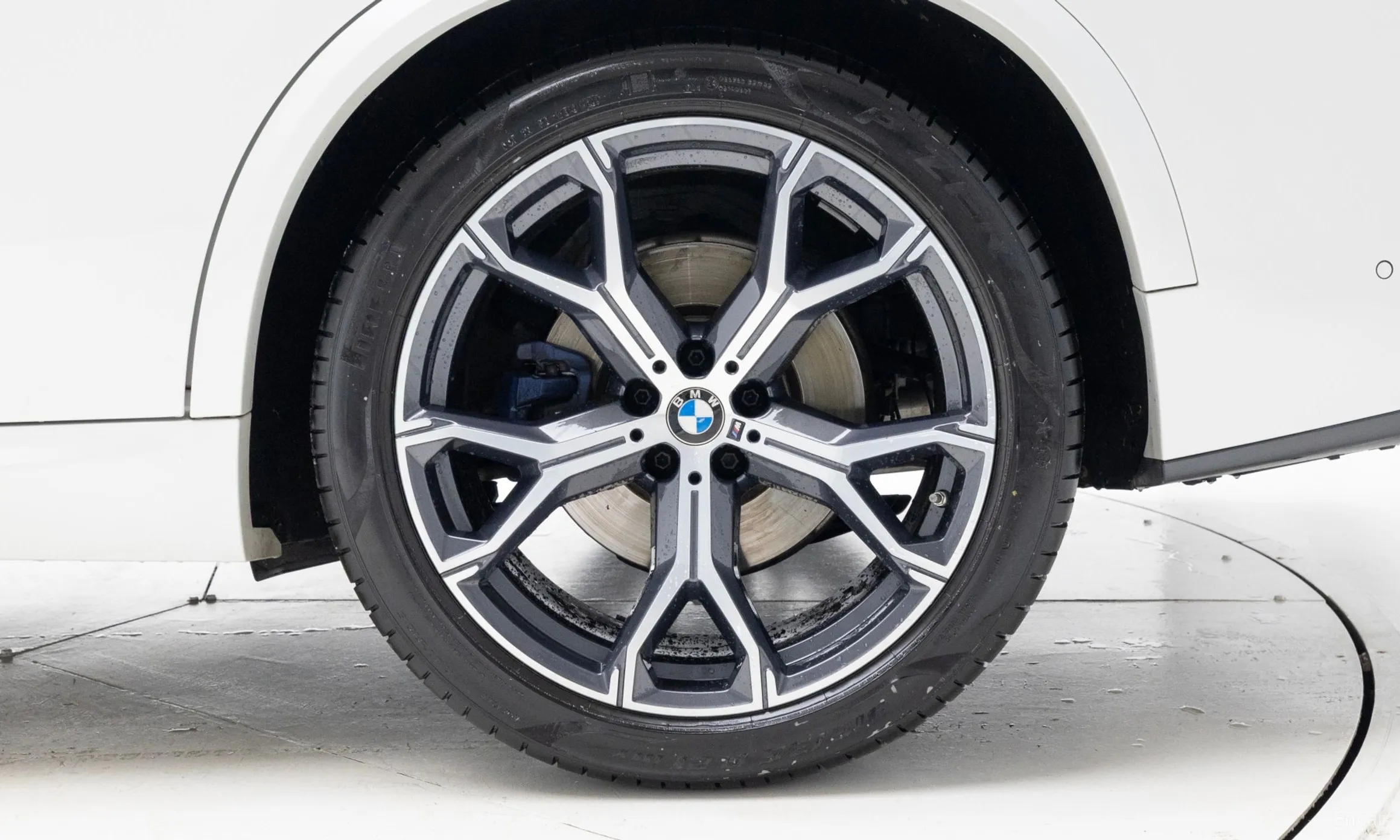 BMW X5 (G05) превью 5