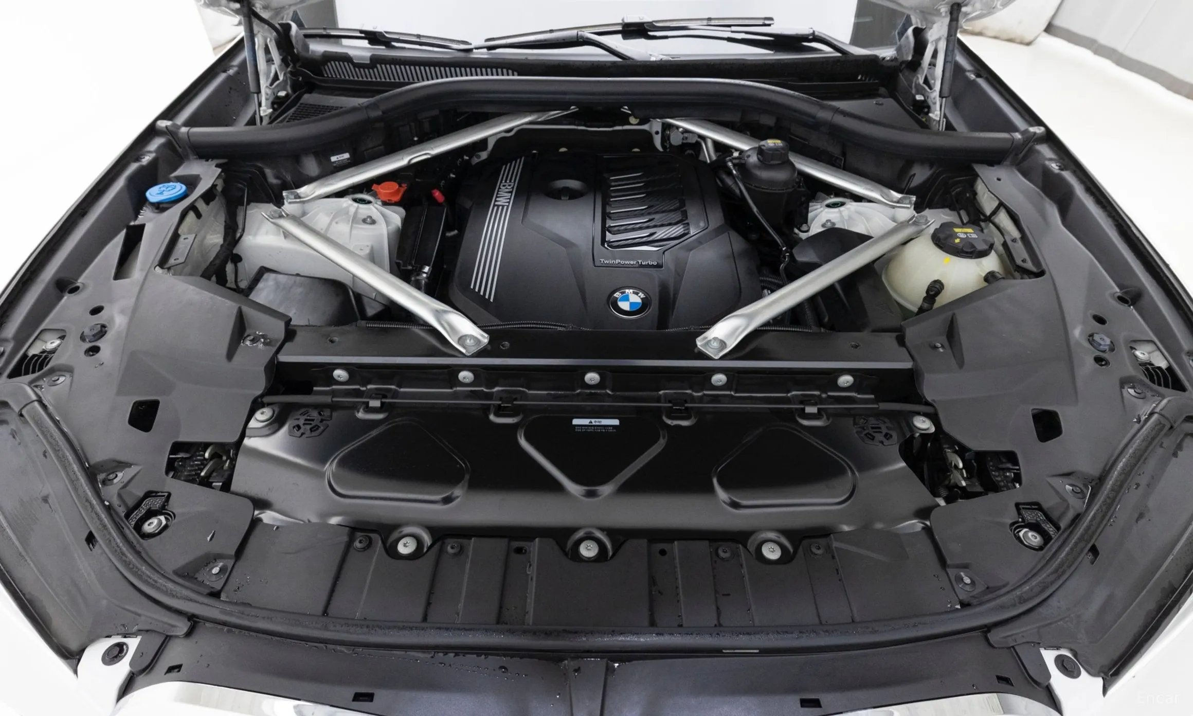 BMW X5 (G05) превью 6