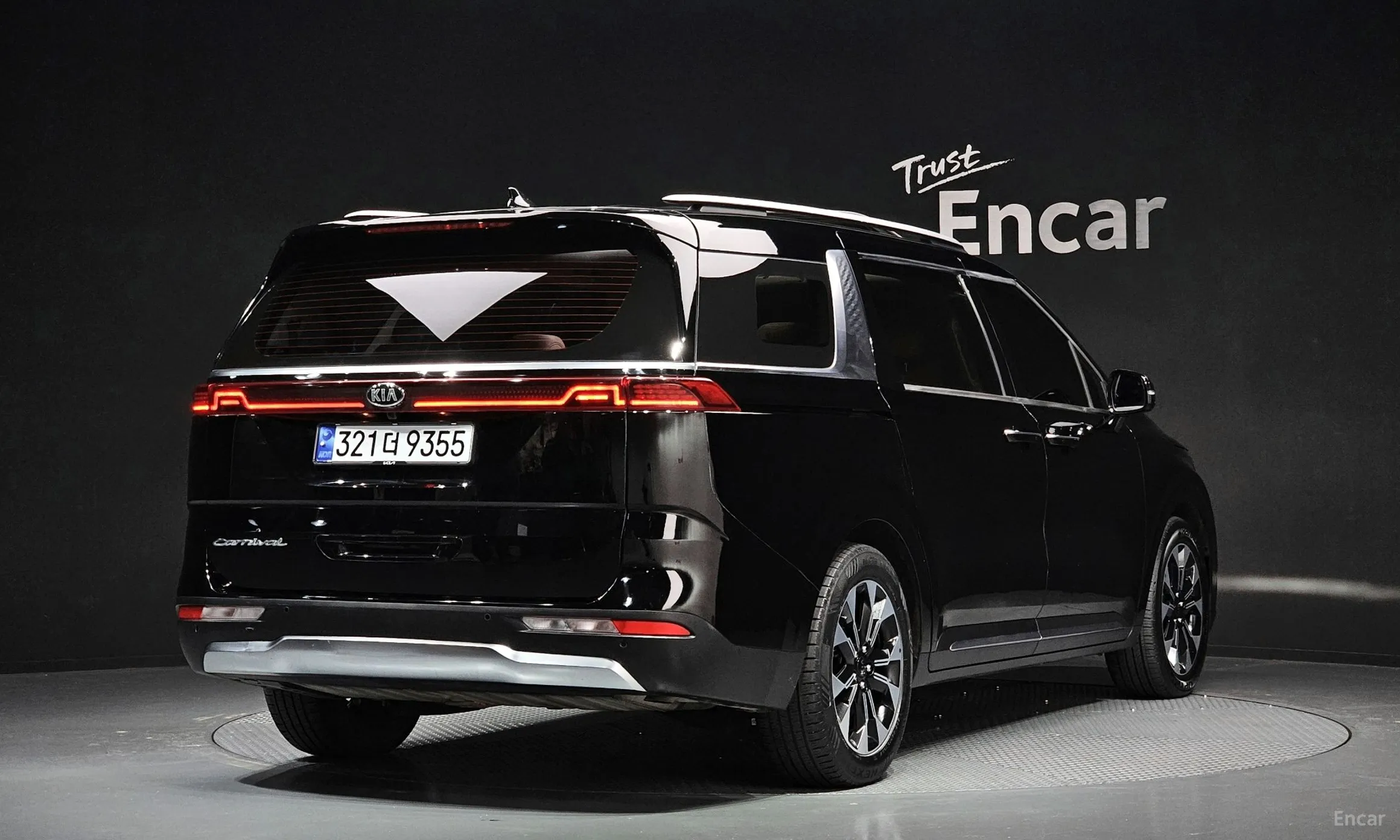 Kia Carnival Gen 4 превью 2