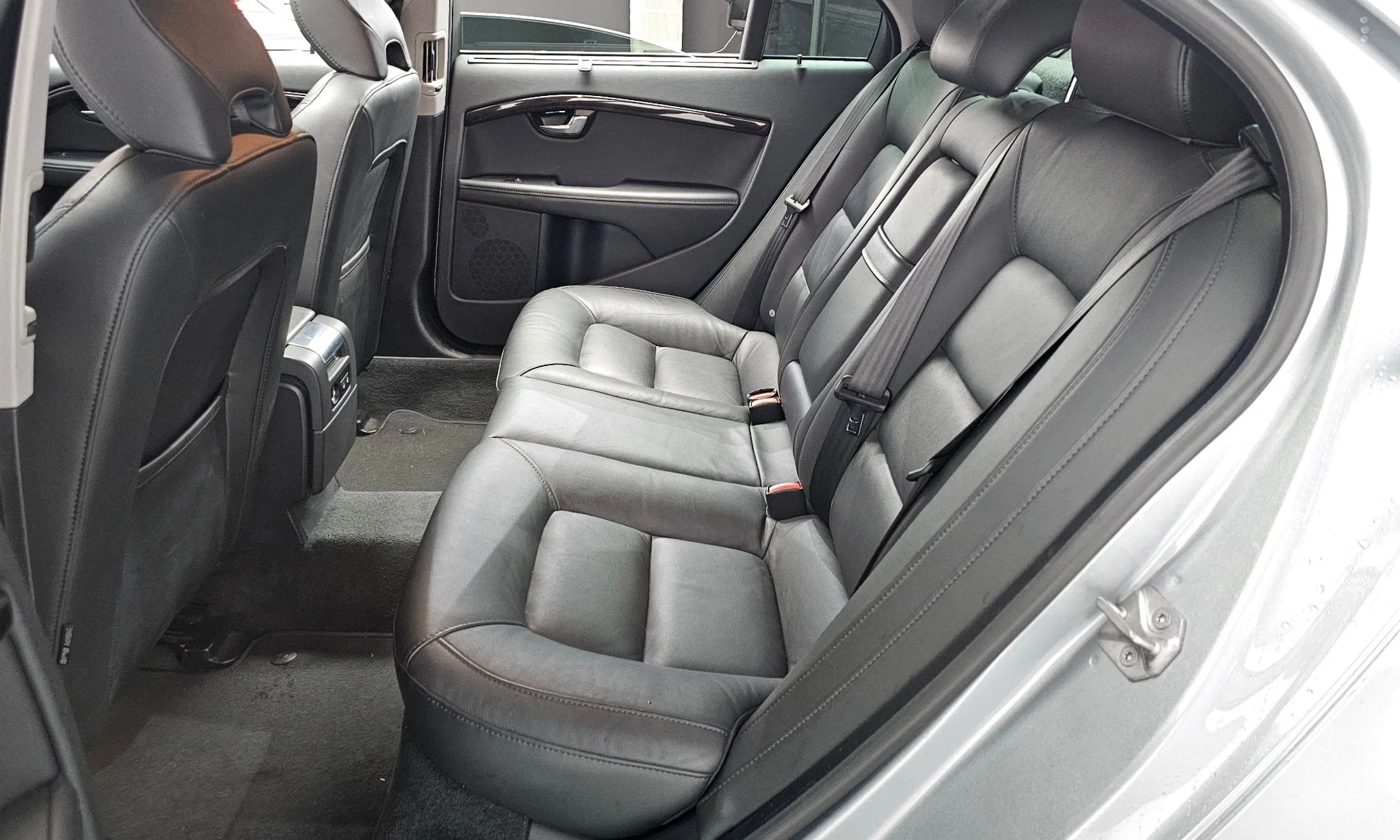Volvo S80 превью 12