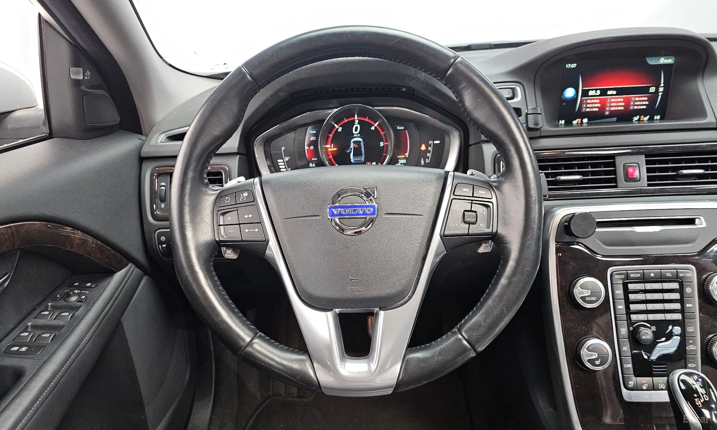 Volvo S80 превью 13