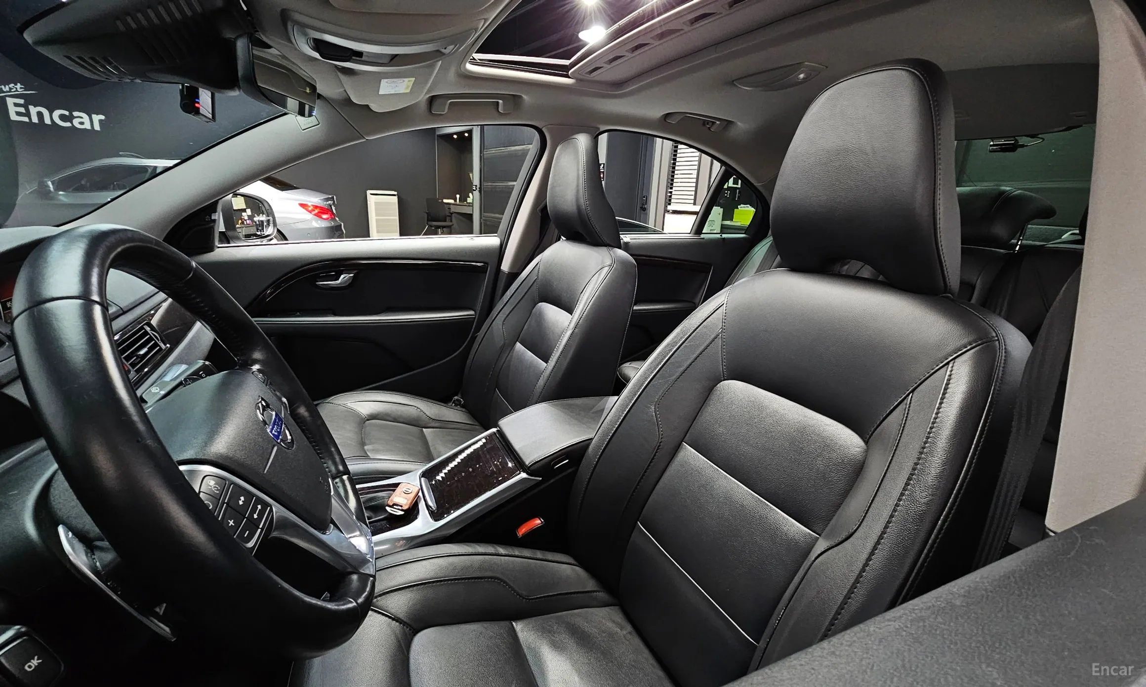 Volvo S80 превью 17