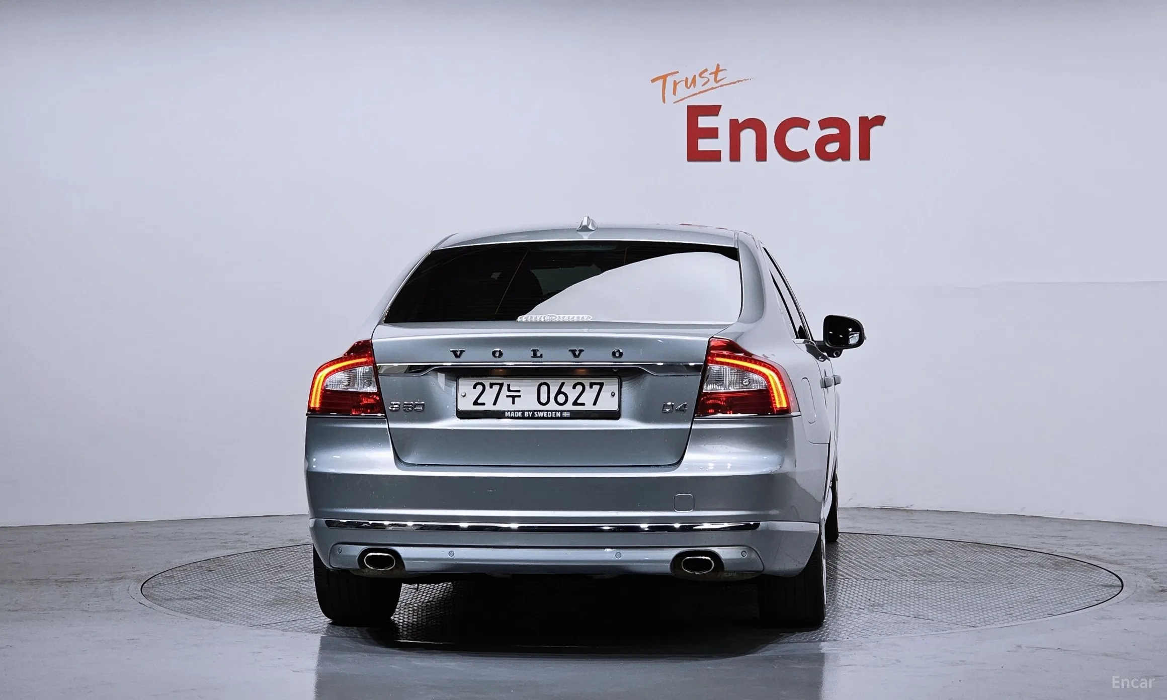 Volvo S80 превью 4
