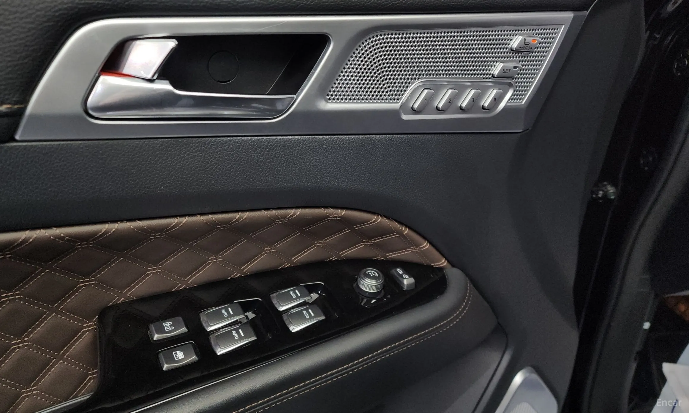KG Mobility (SsangYong) Rexton превью 12