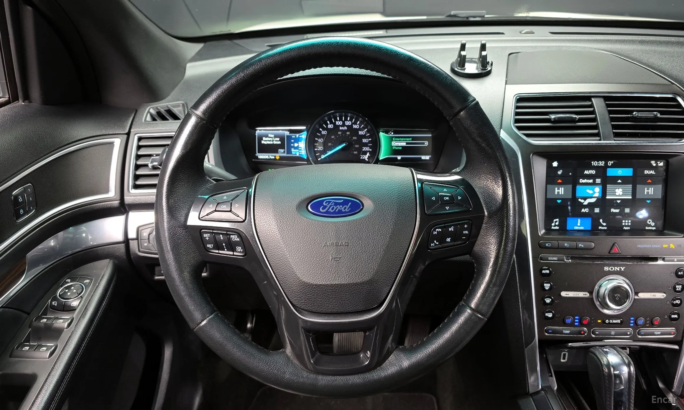 Ford Explorer превью 13