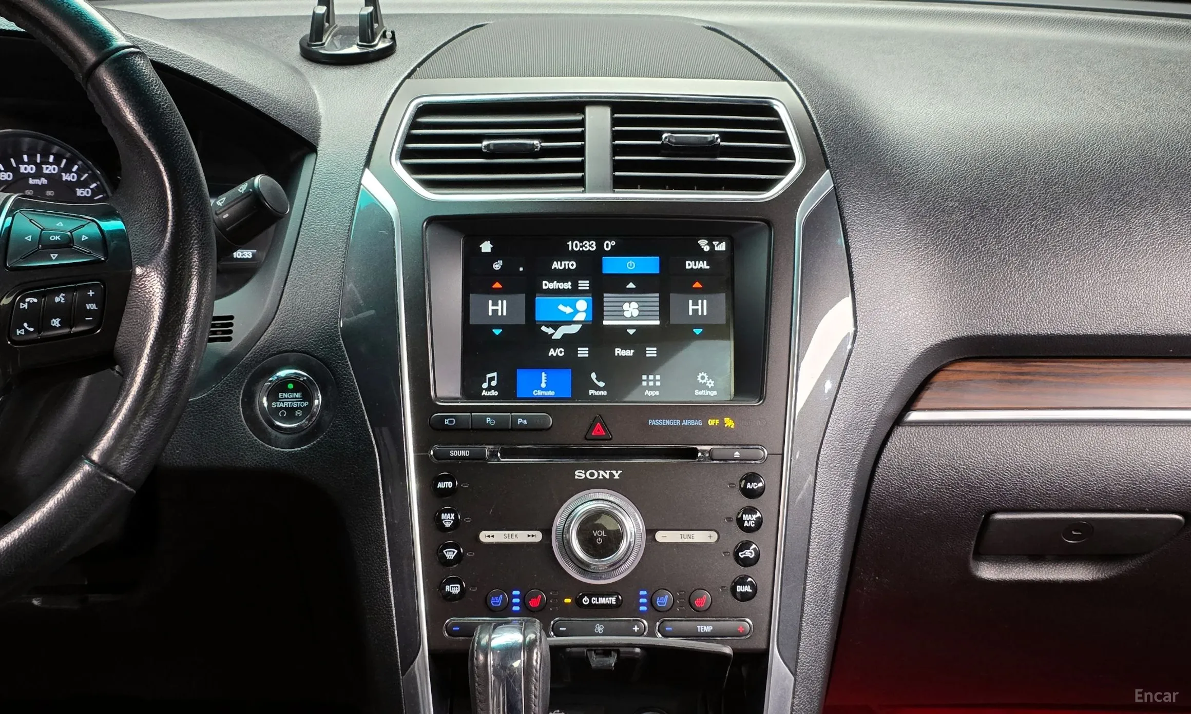Ford Explorer превью 14