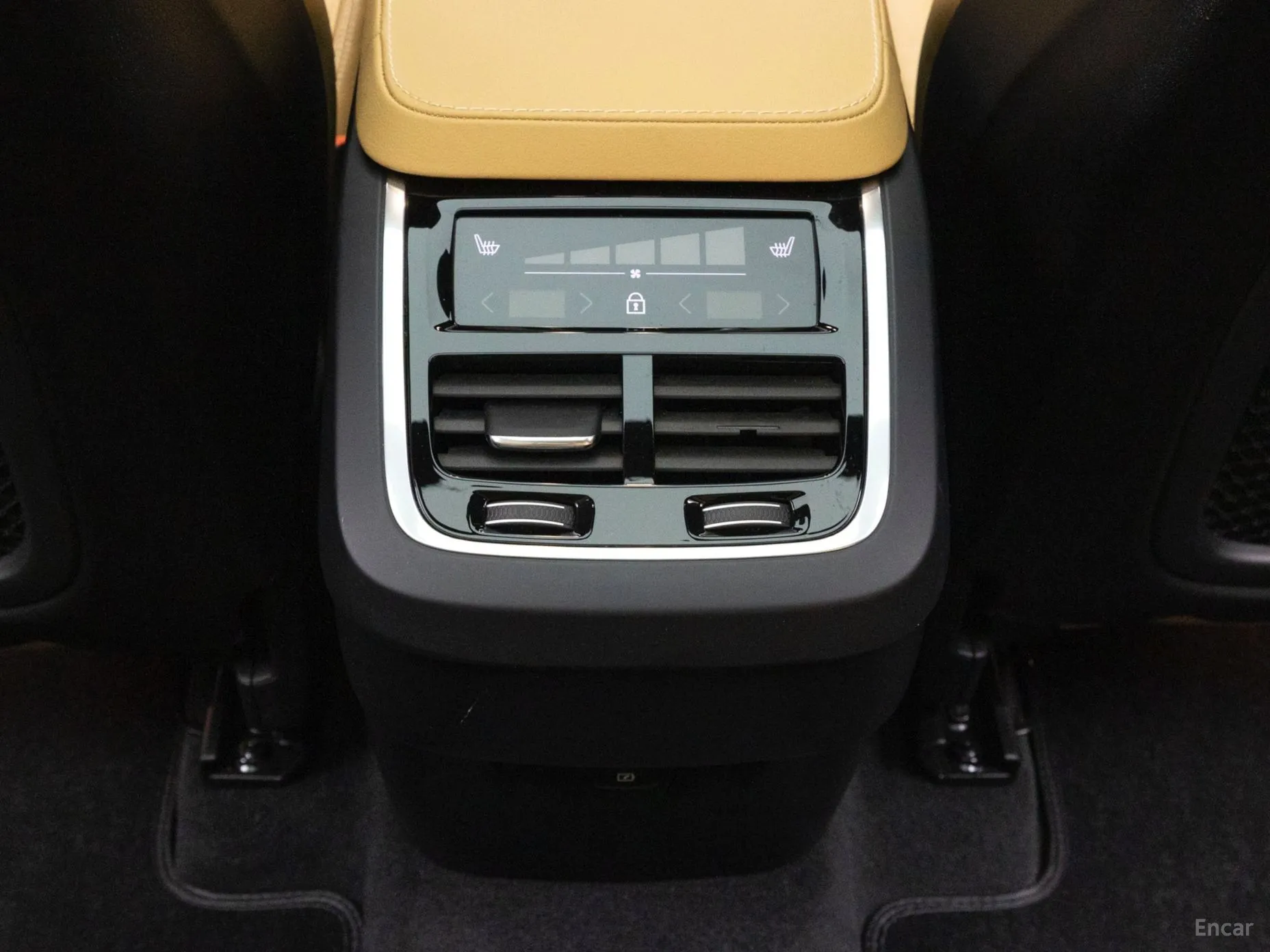 Volvo XC90 Gen 2 превью 16