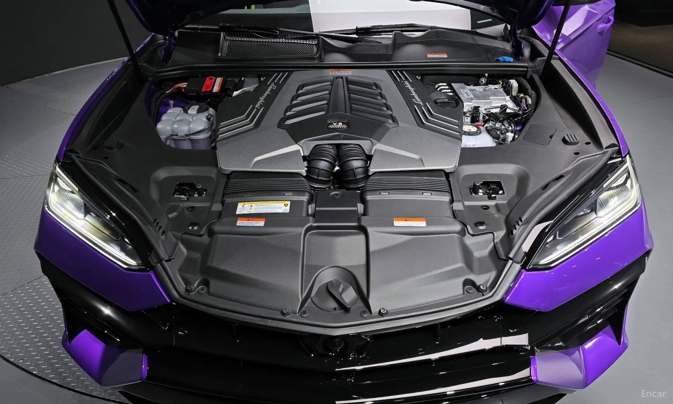 Lamborghini Urus превью 6
