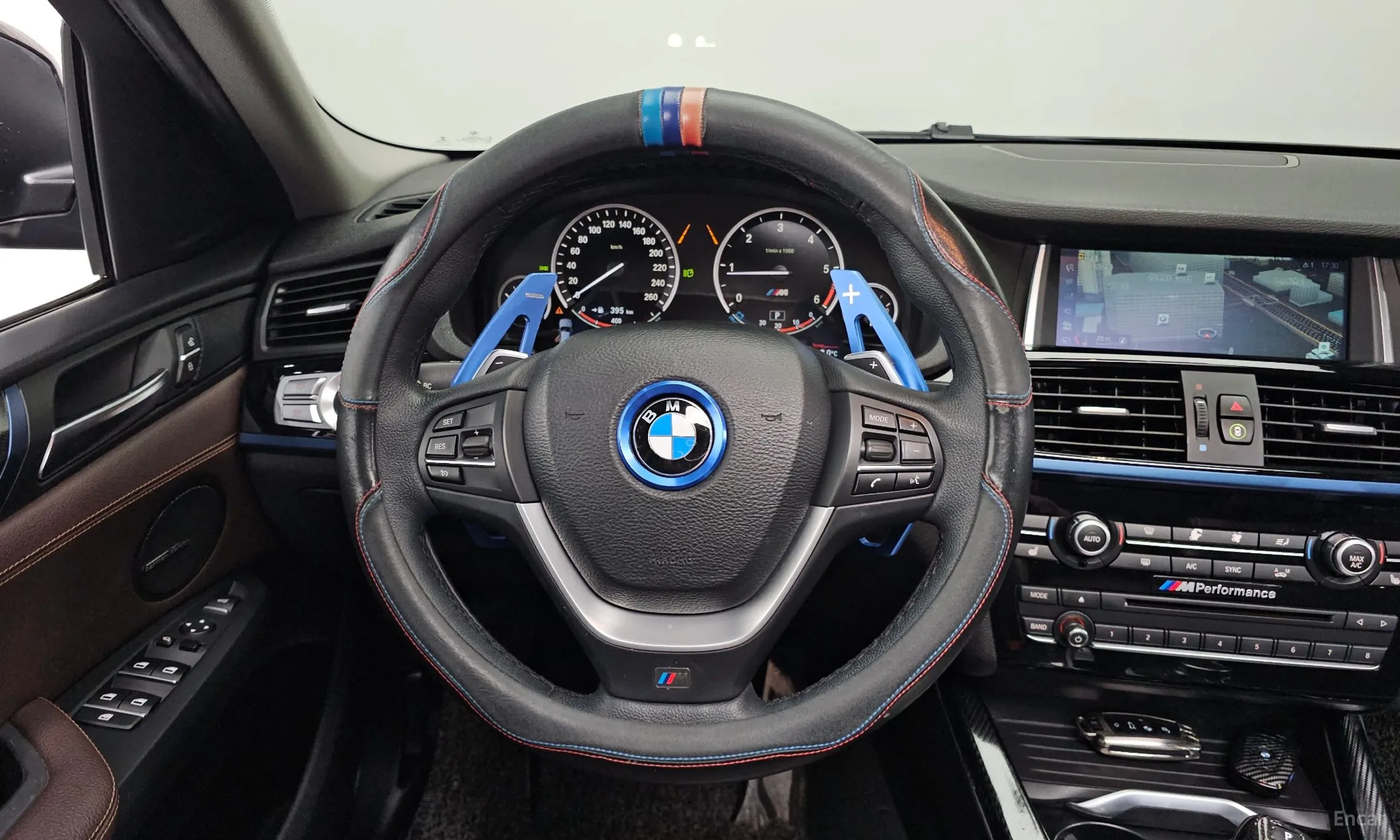 BMW X4 (F26) превью 13