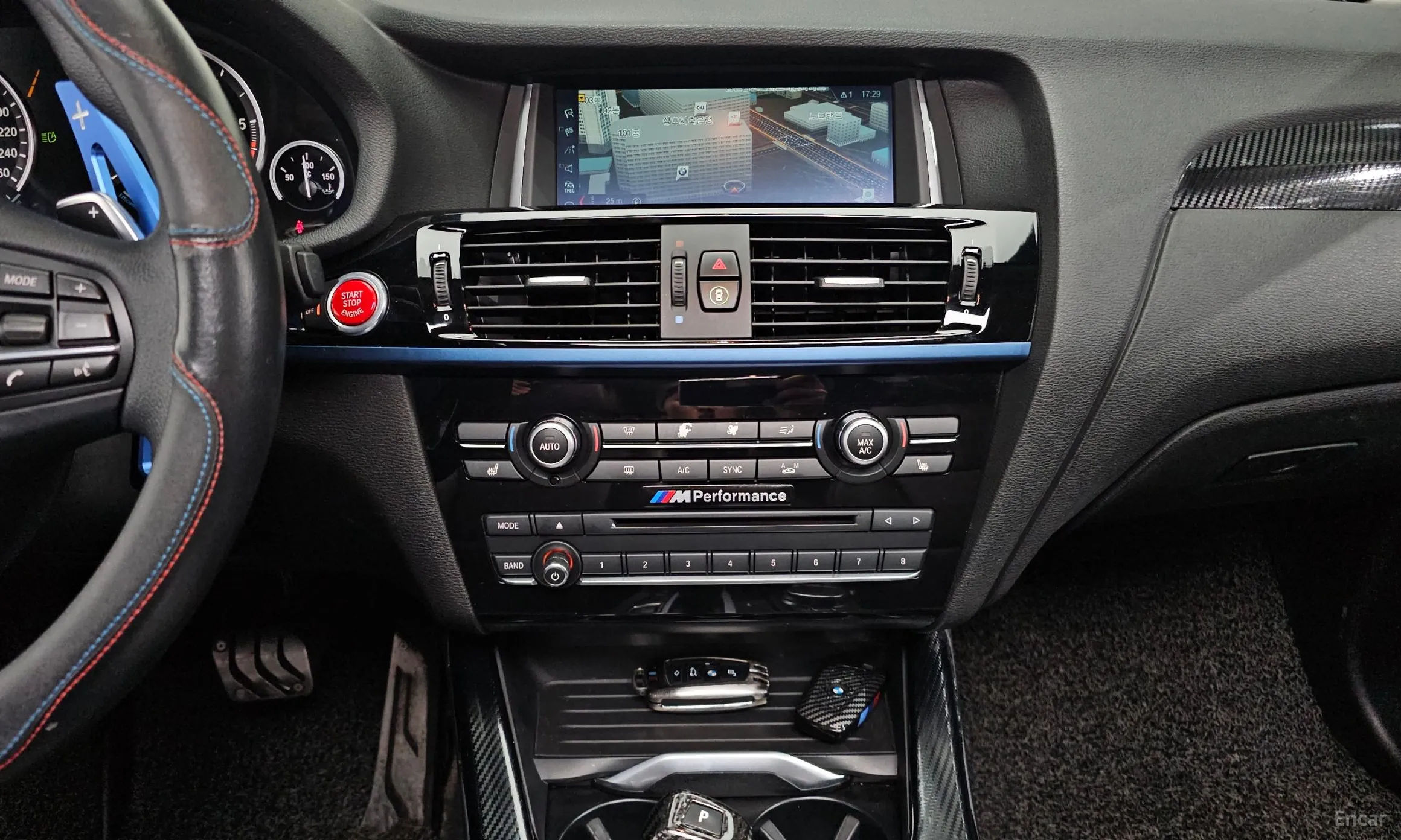 BMW X4 (F26) превью 14