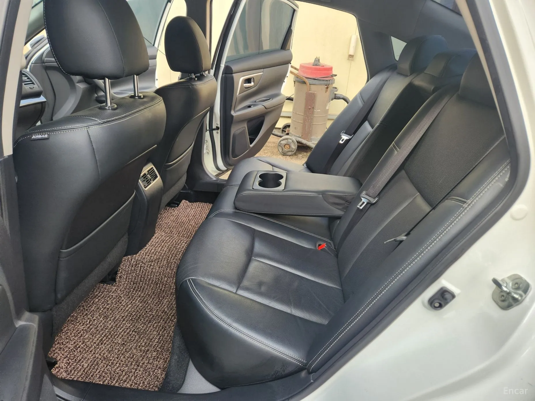 Nissan Altima превью 9